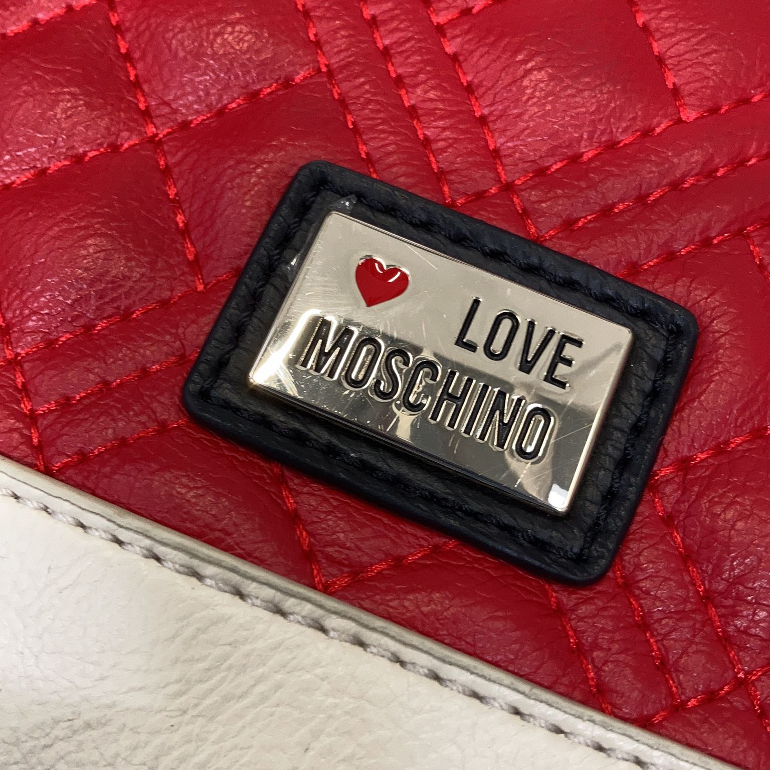 Love Moschino