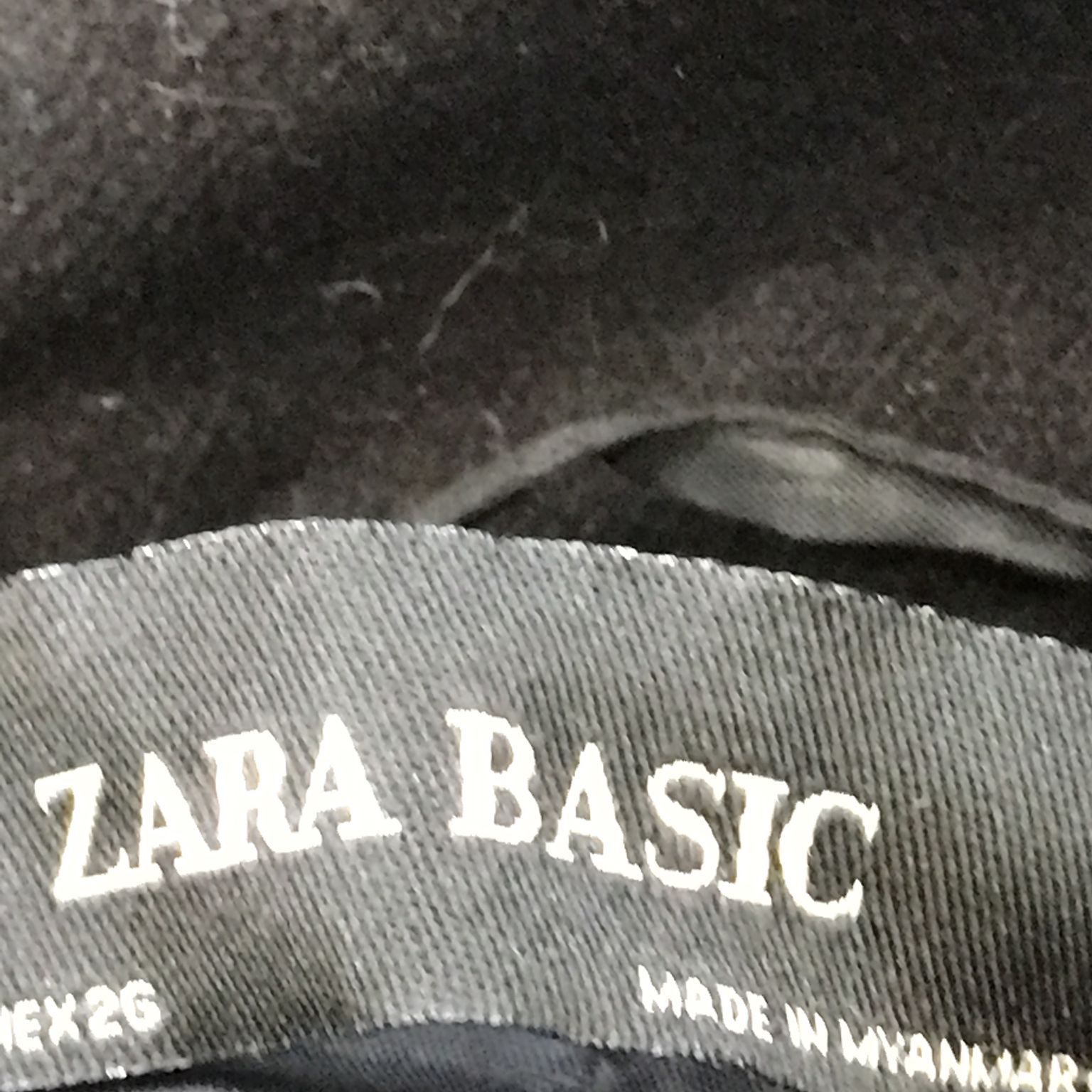 Zara Basic