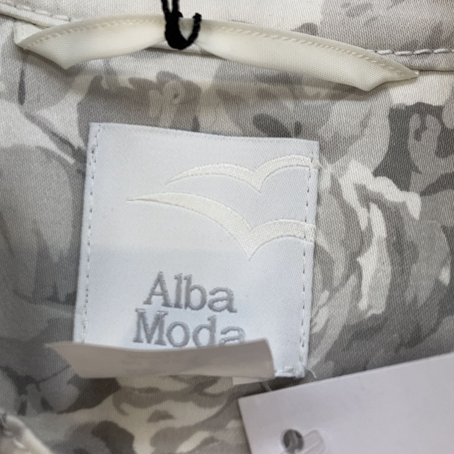 Alba Moda