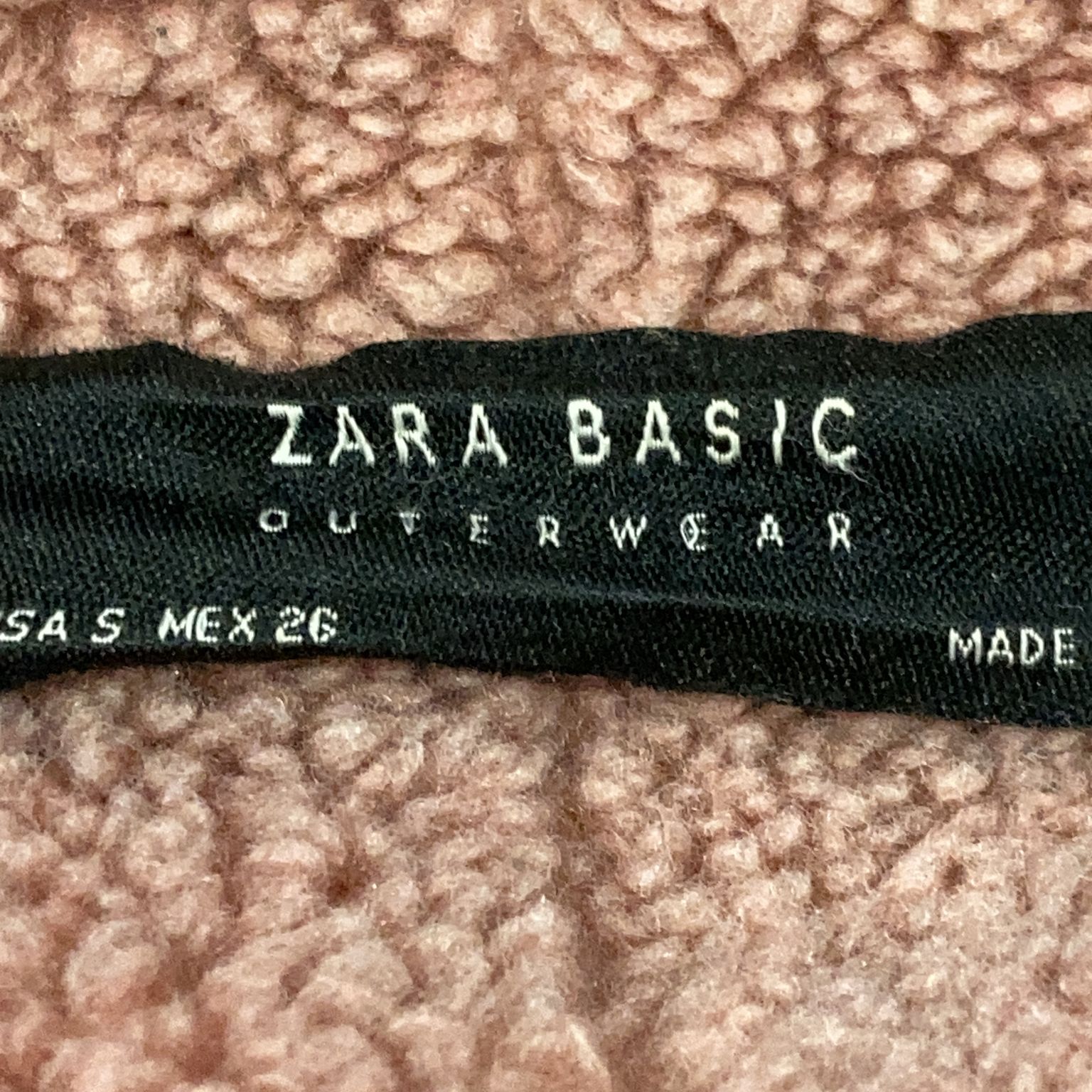 Zara Basic