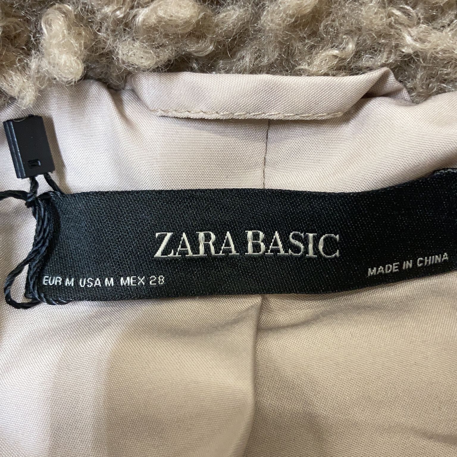 Zara Basic