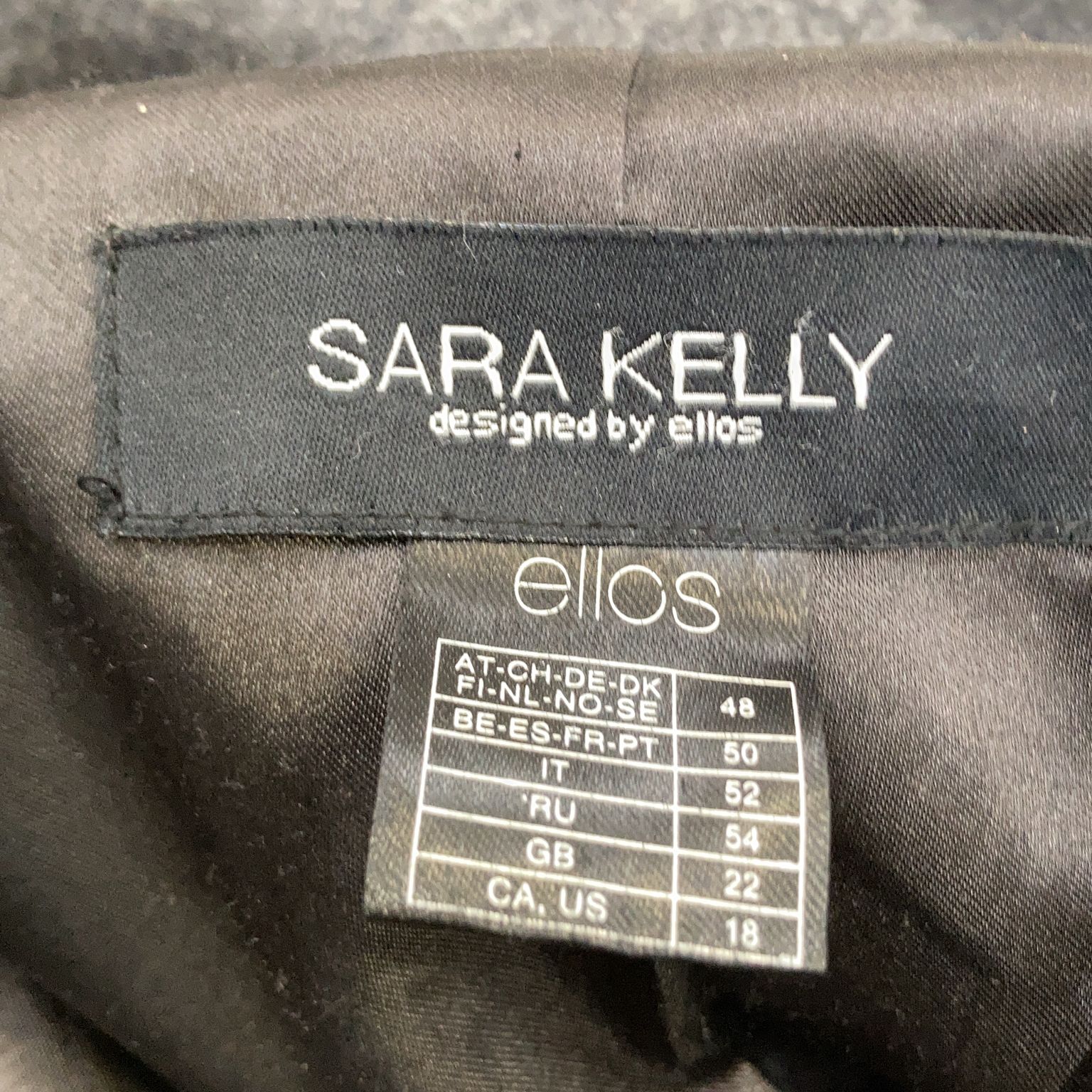 Sara Kelly by Ellos