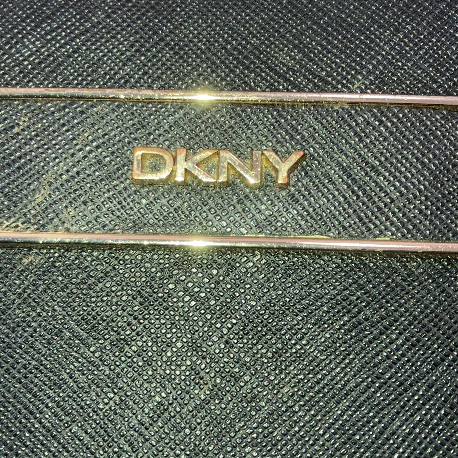 DKNY