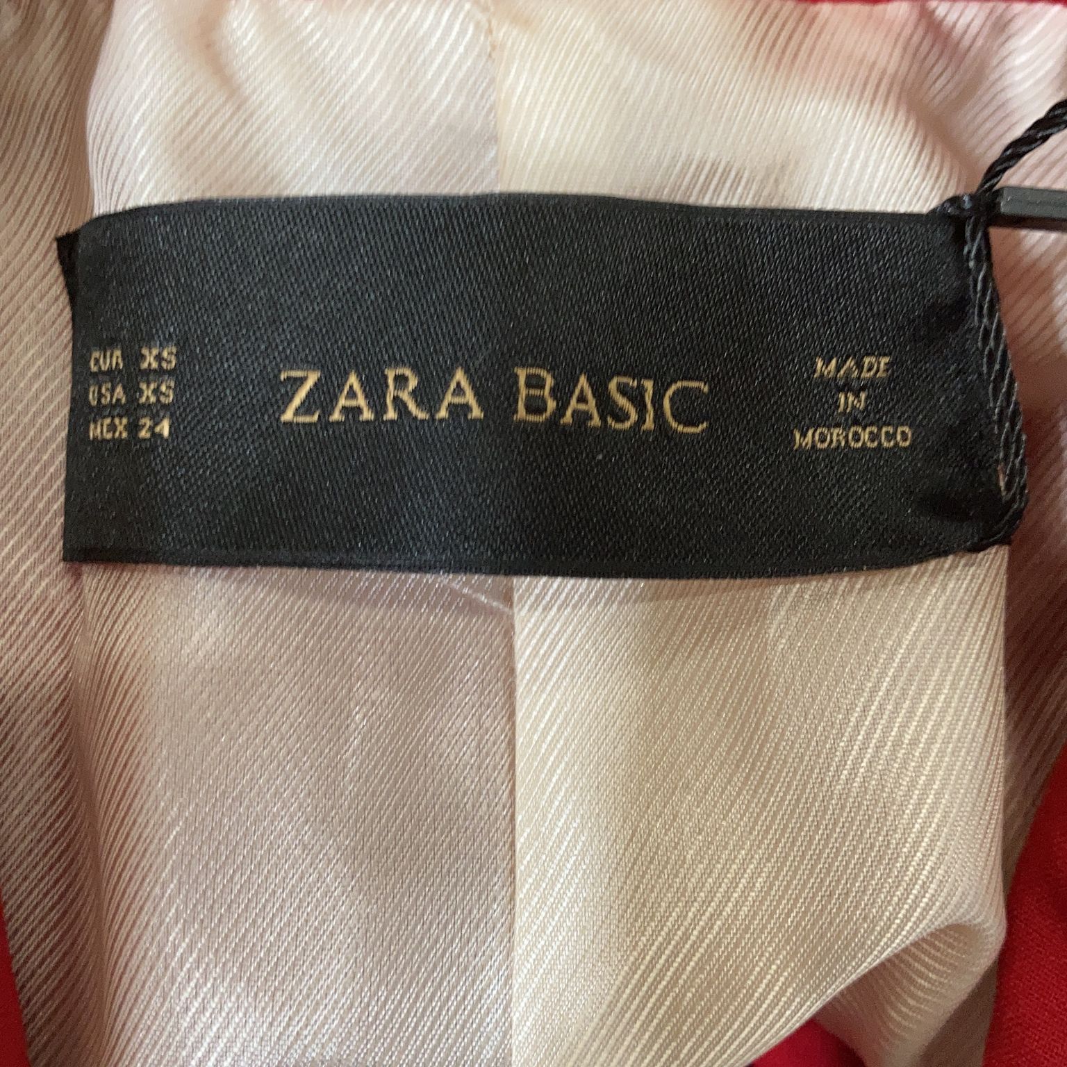 Zara Basic