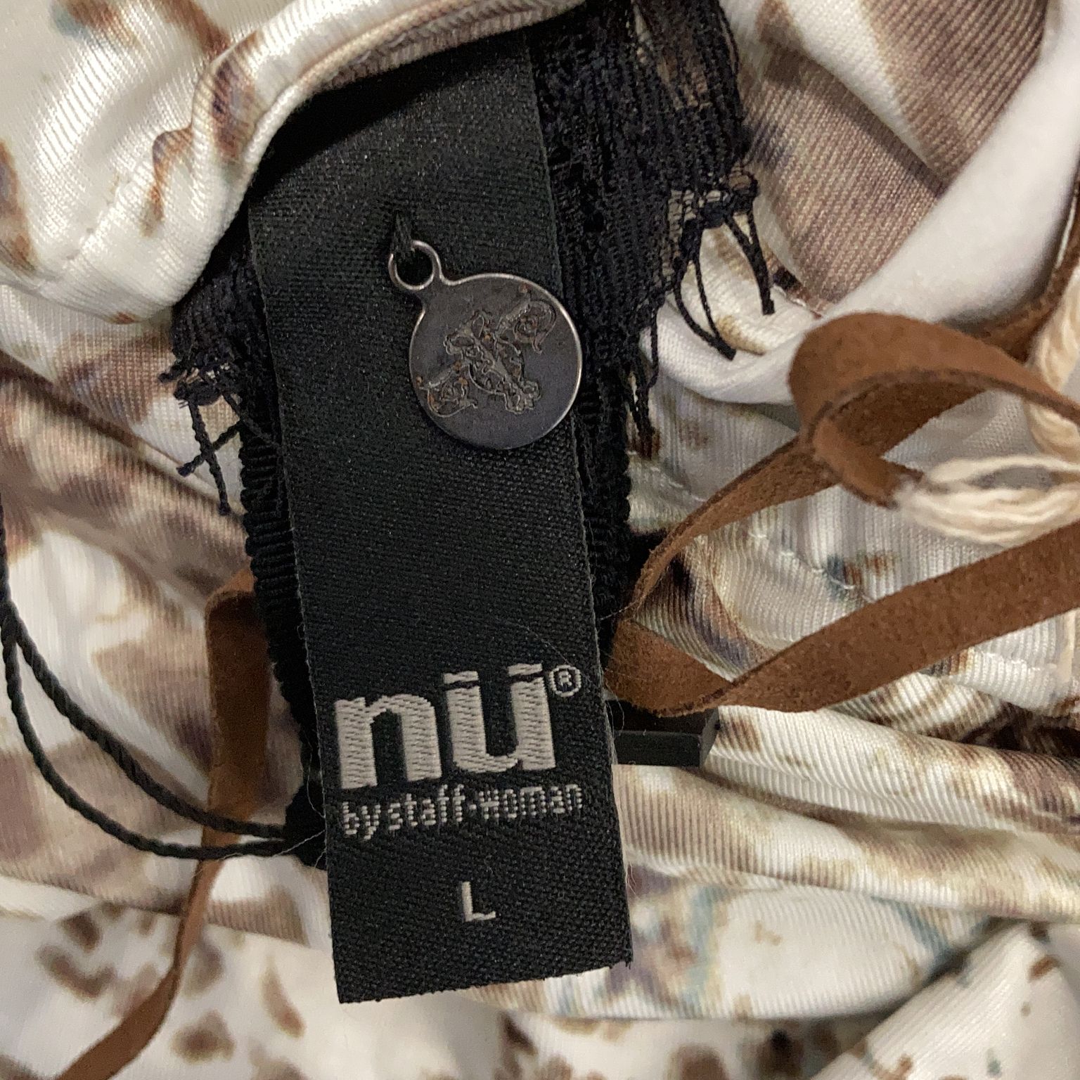 Nü by Staff-Woman