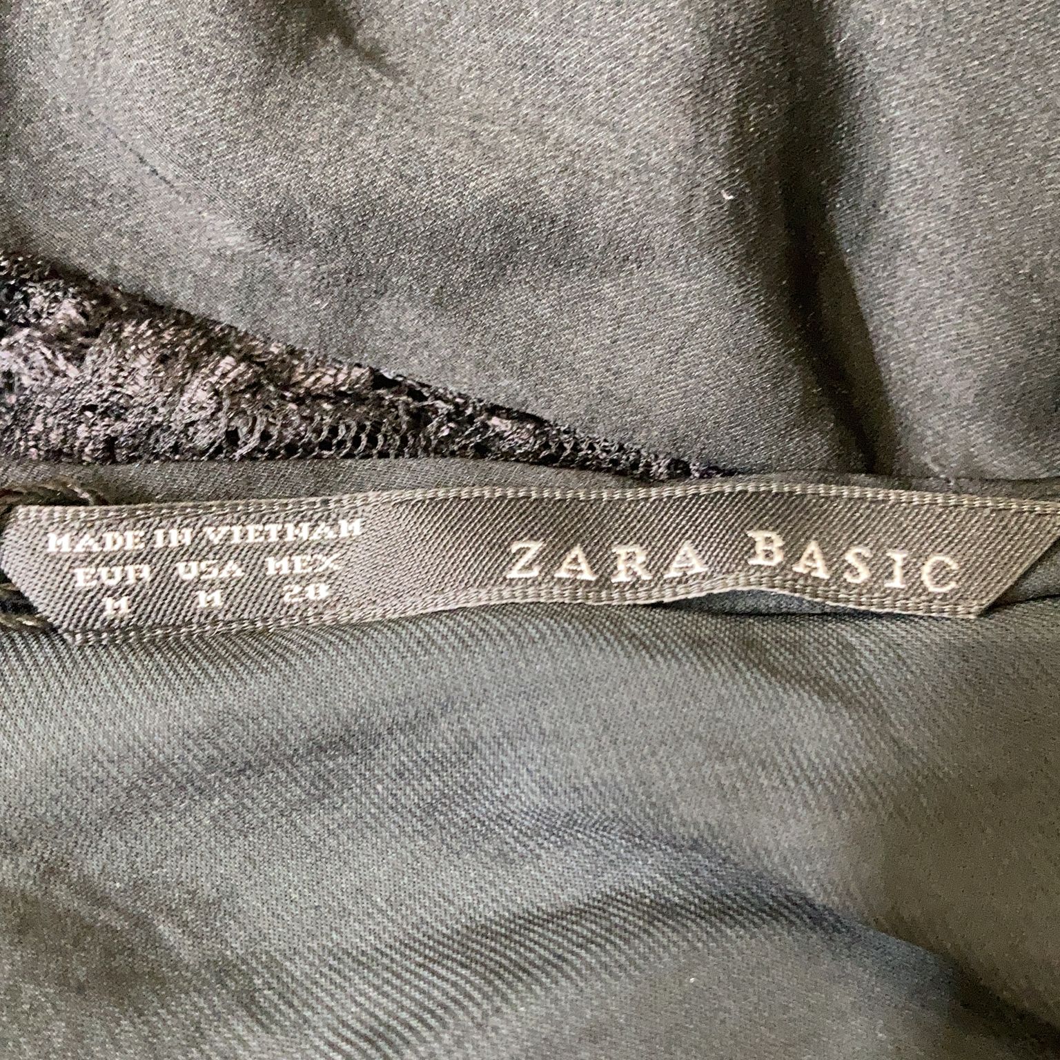 Zara Basic