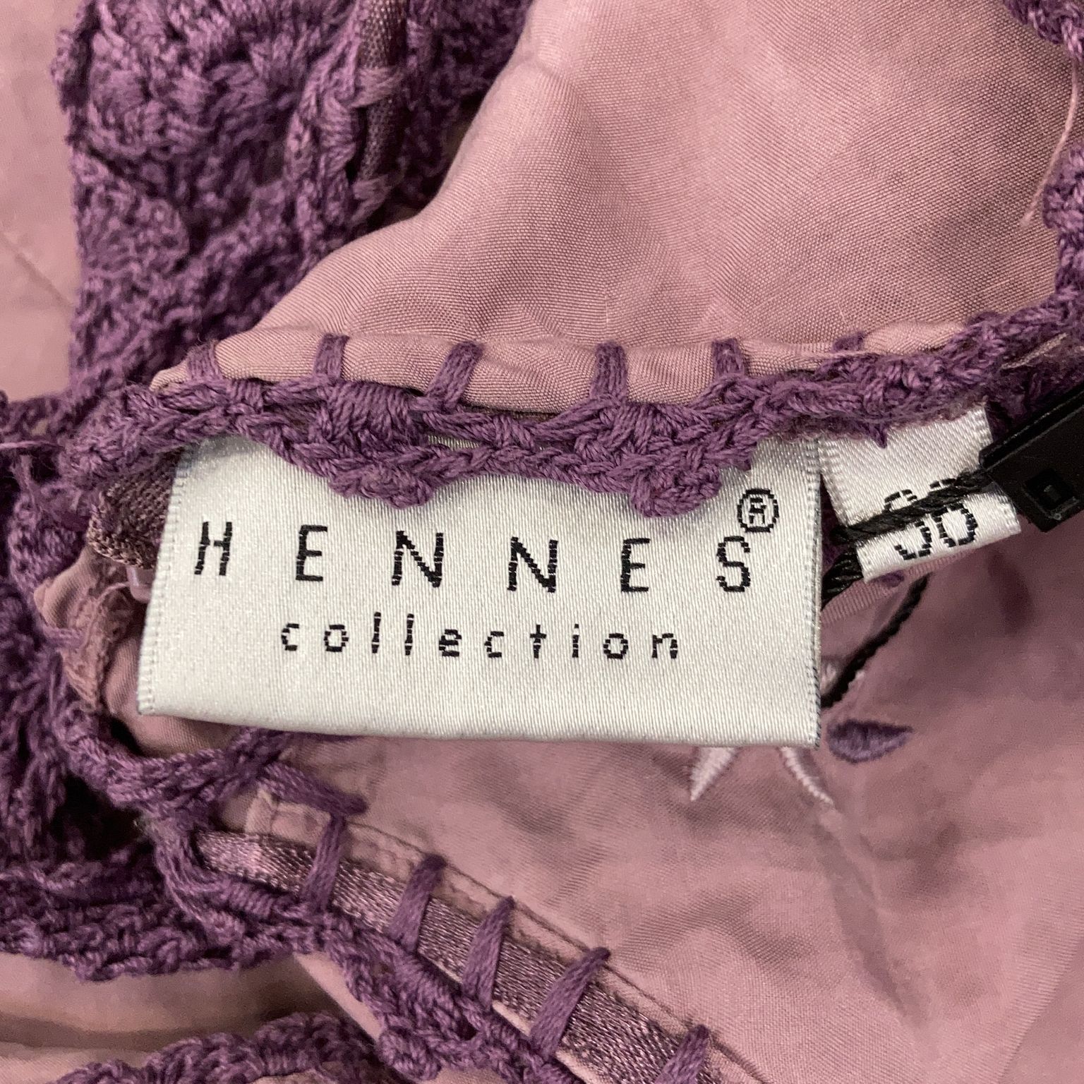 Hennes Collection