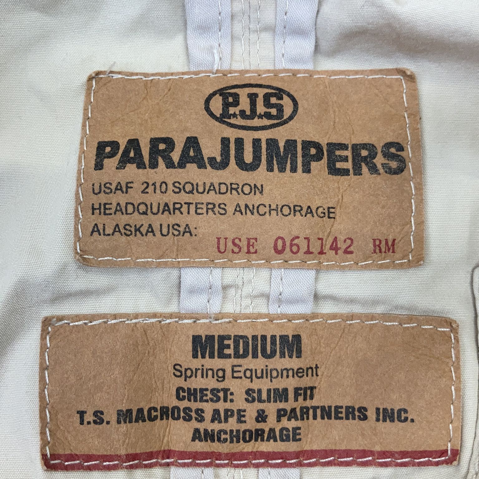 Parajumpers