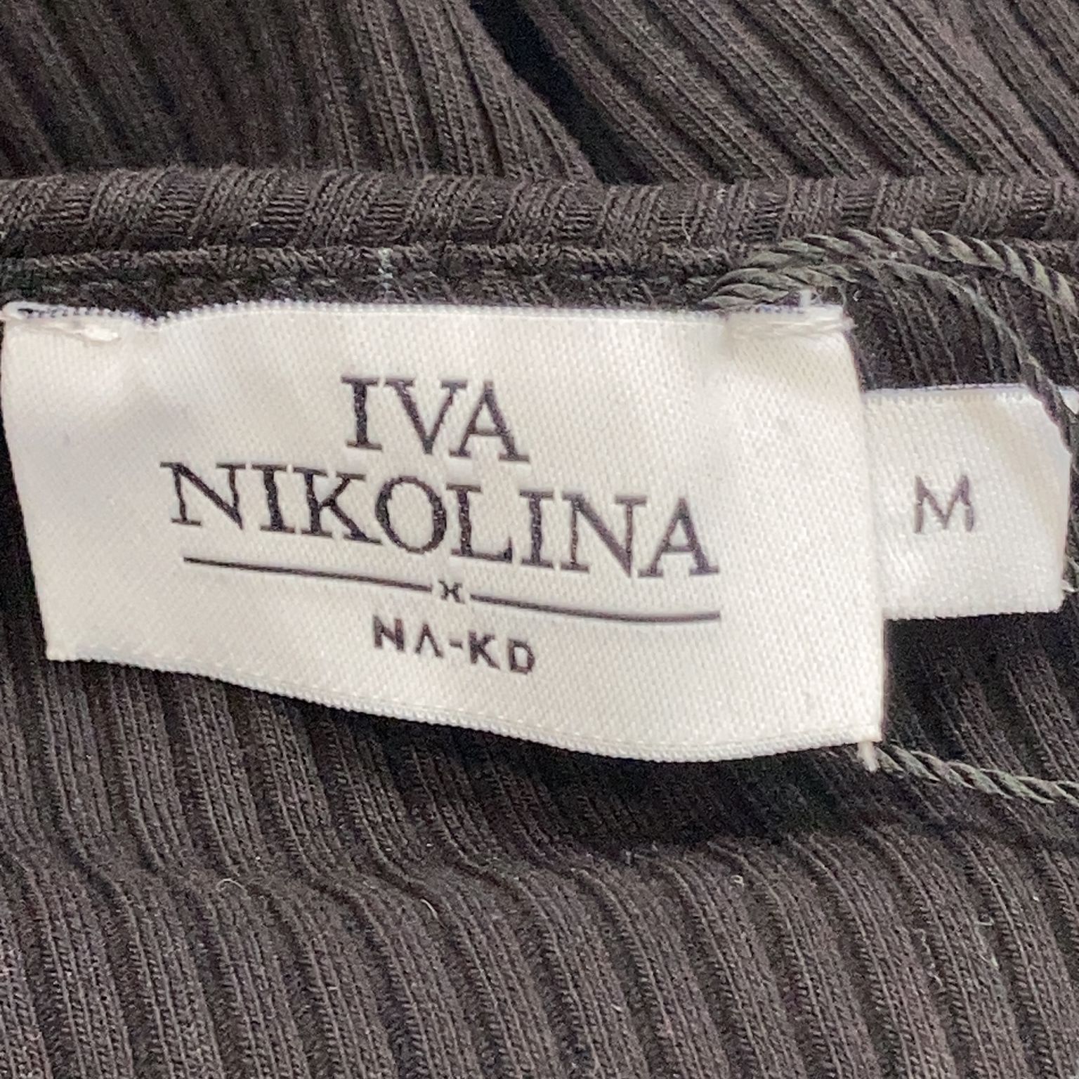 Iva Nikolina x NA-KD