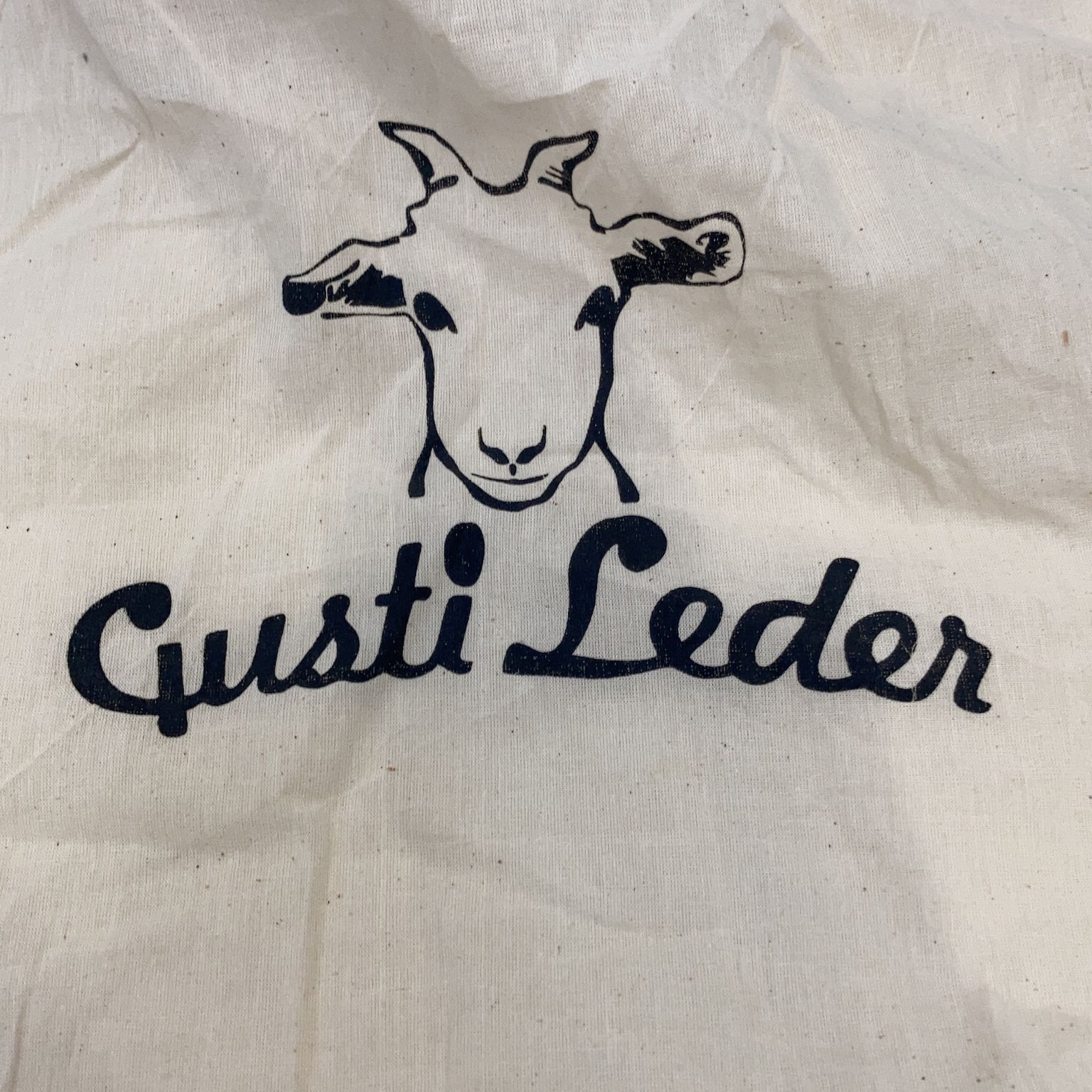 Gusti Leder