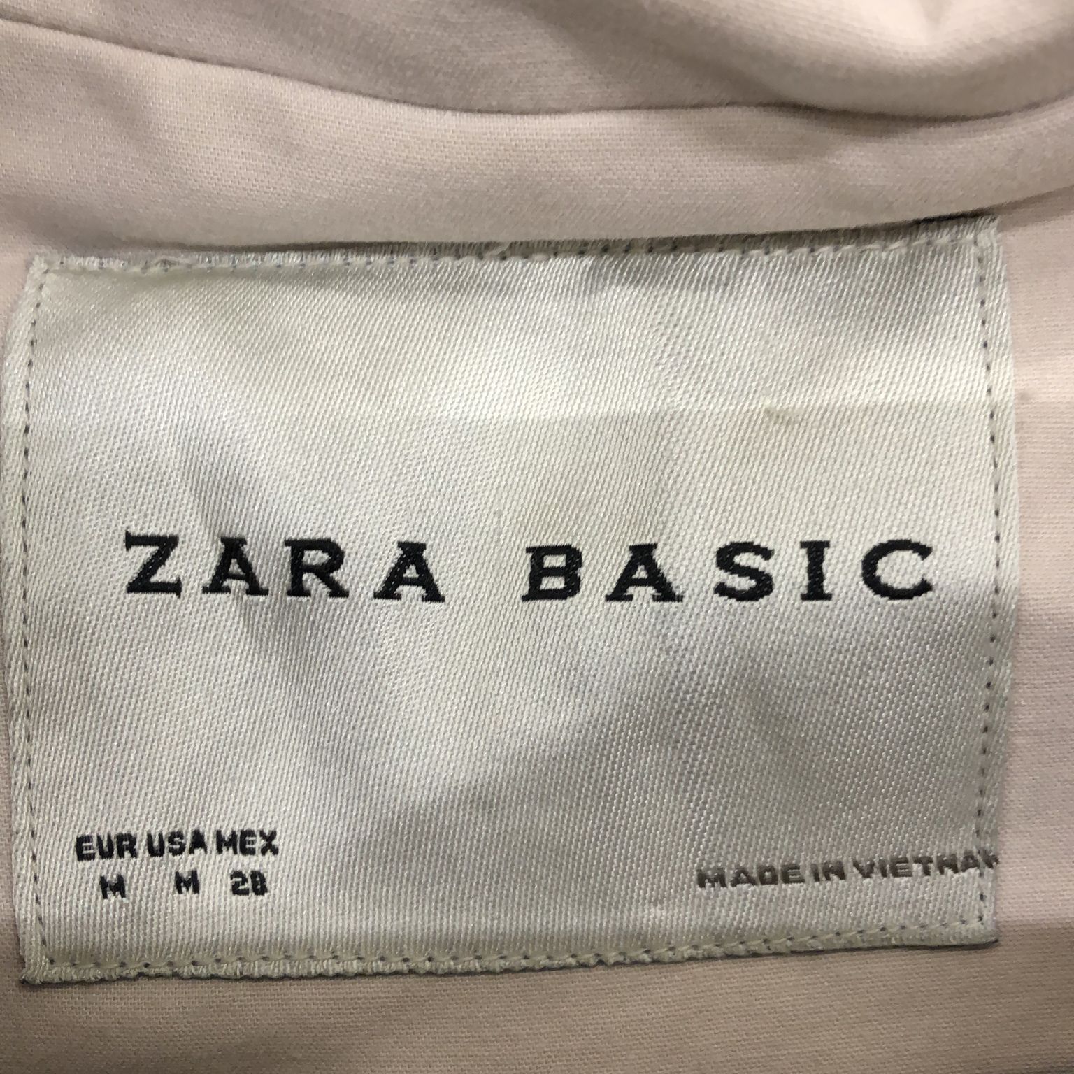 Zara Basic