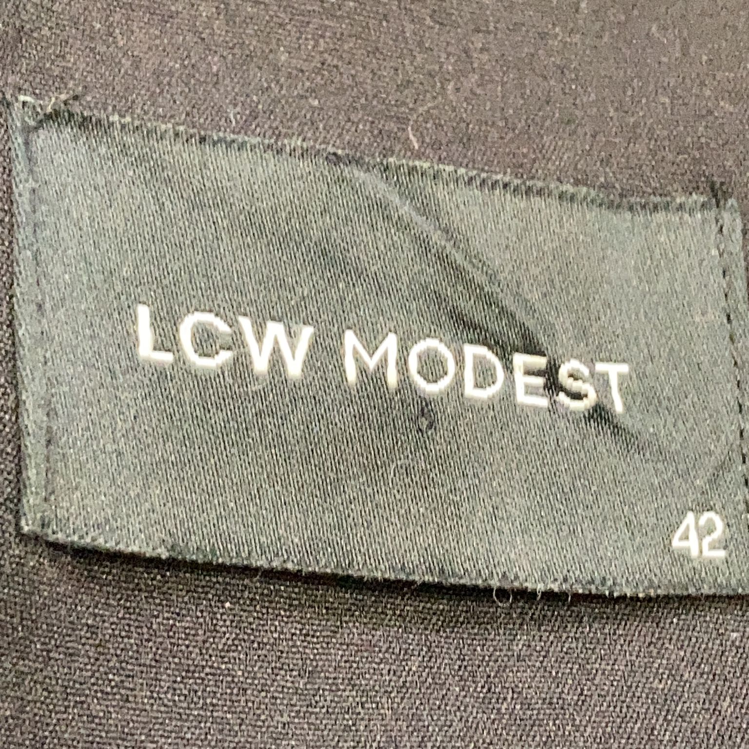 LCW Modest