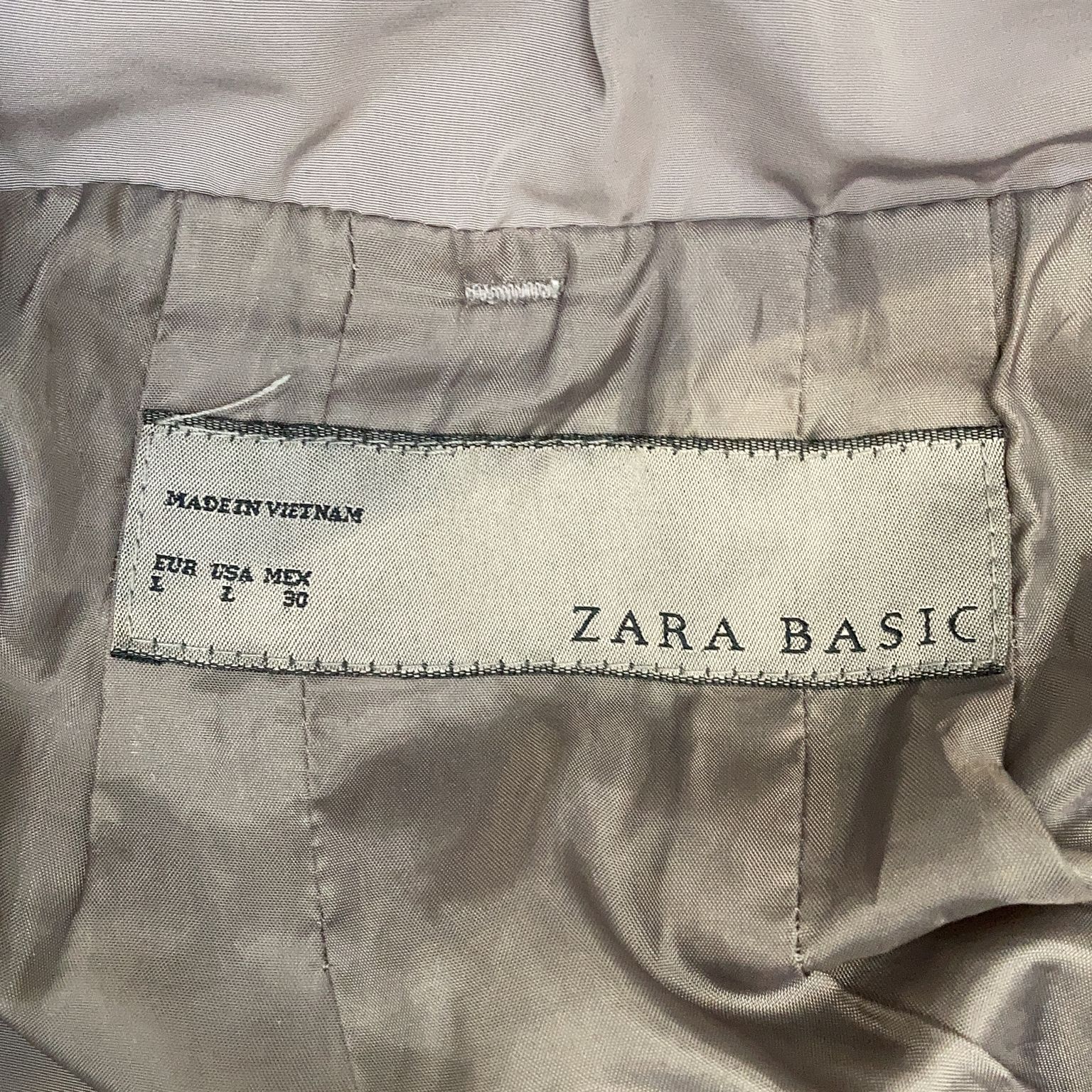 Zara Basic