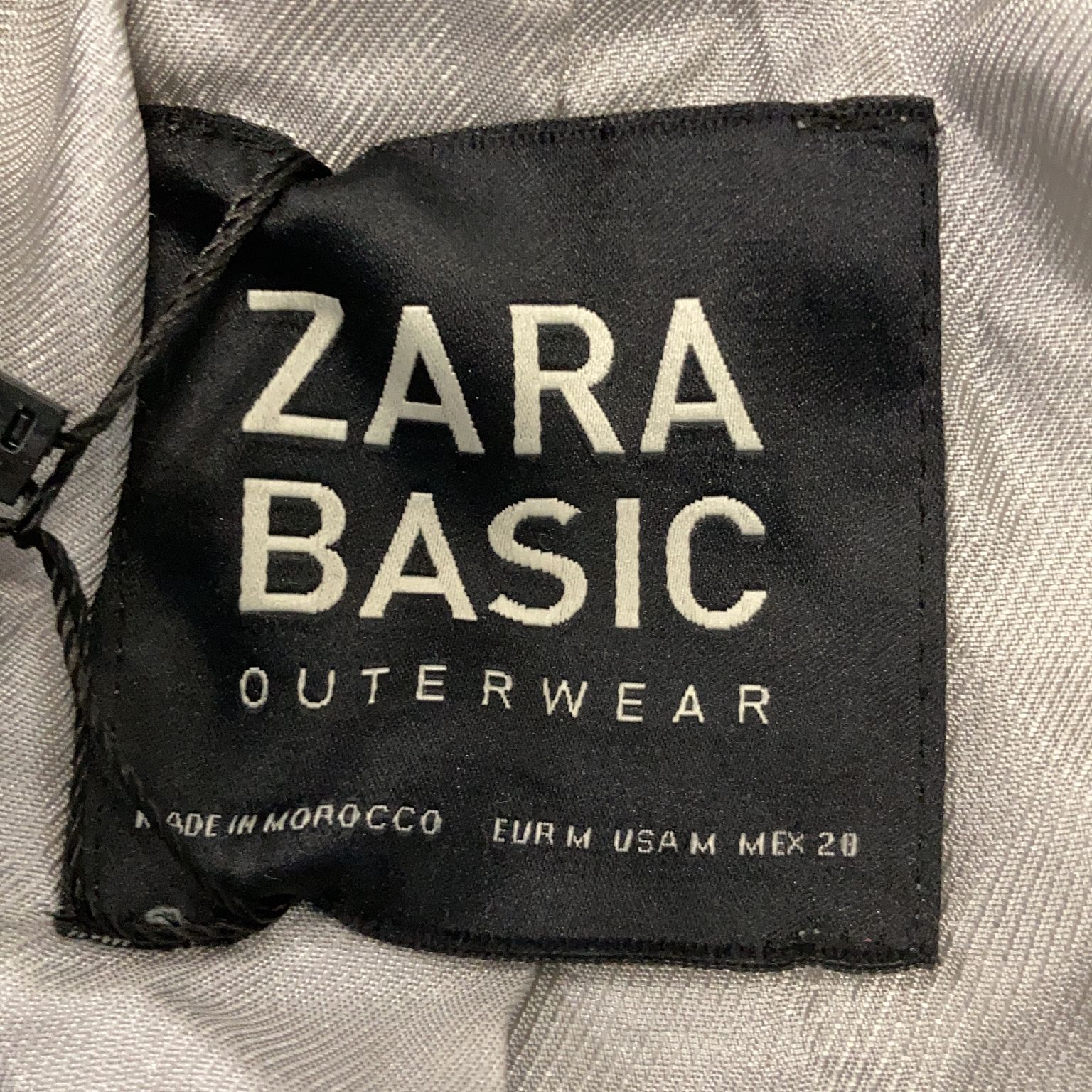 Zara Basic