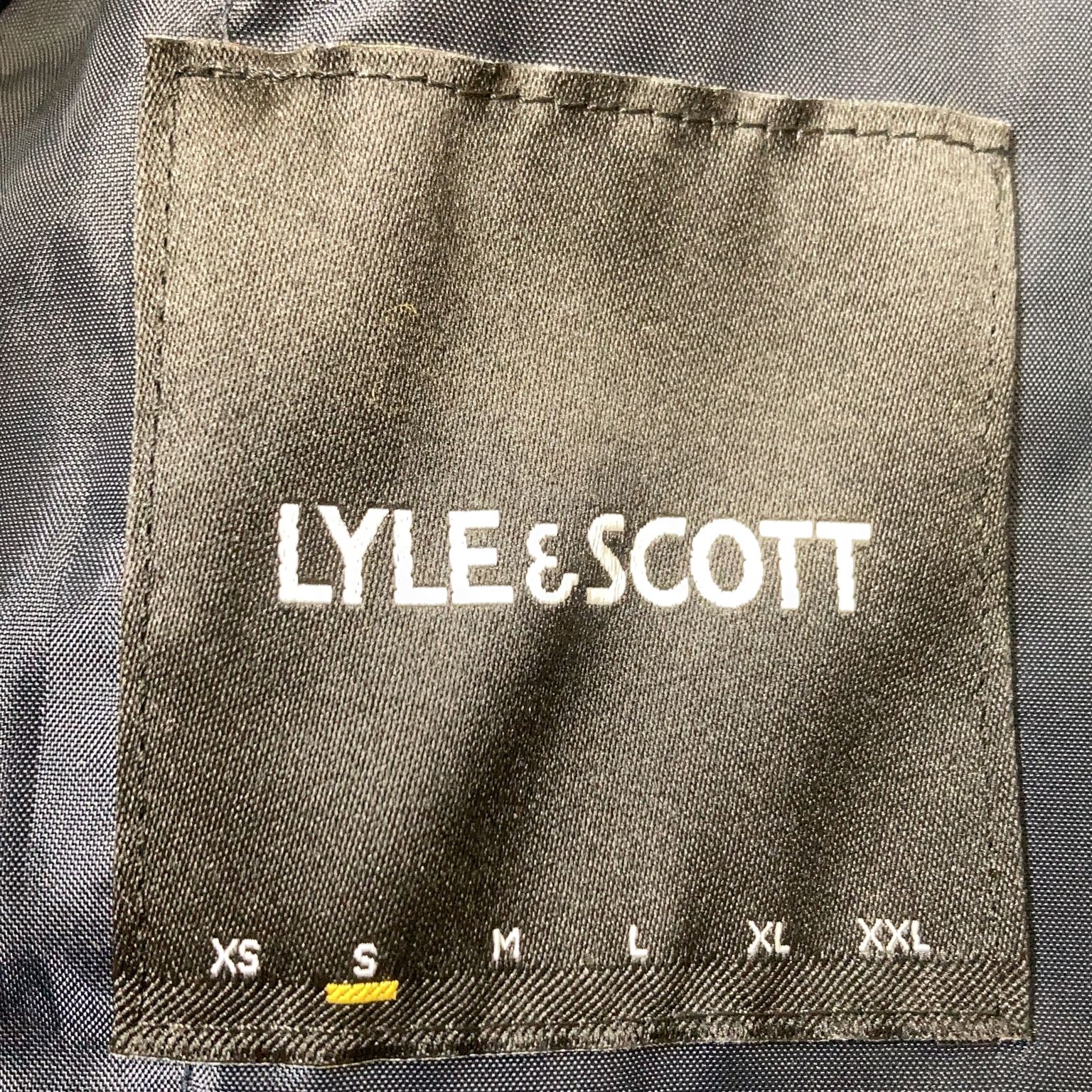 Lyle  Scott