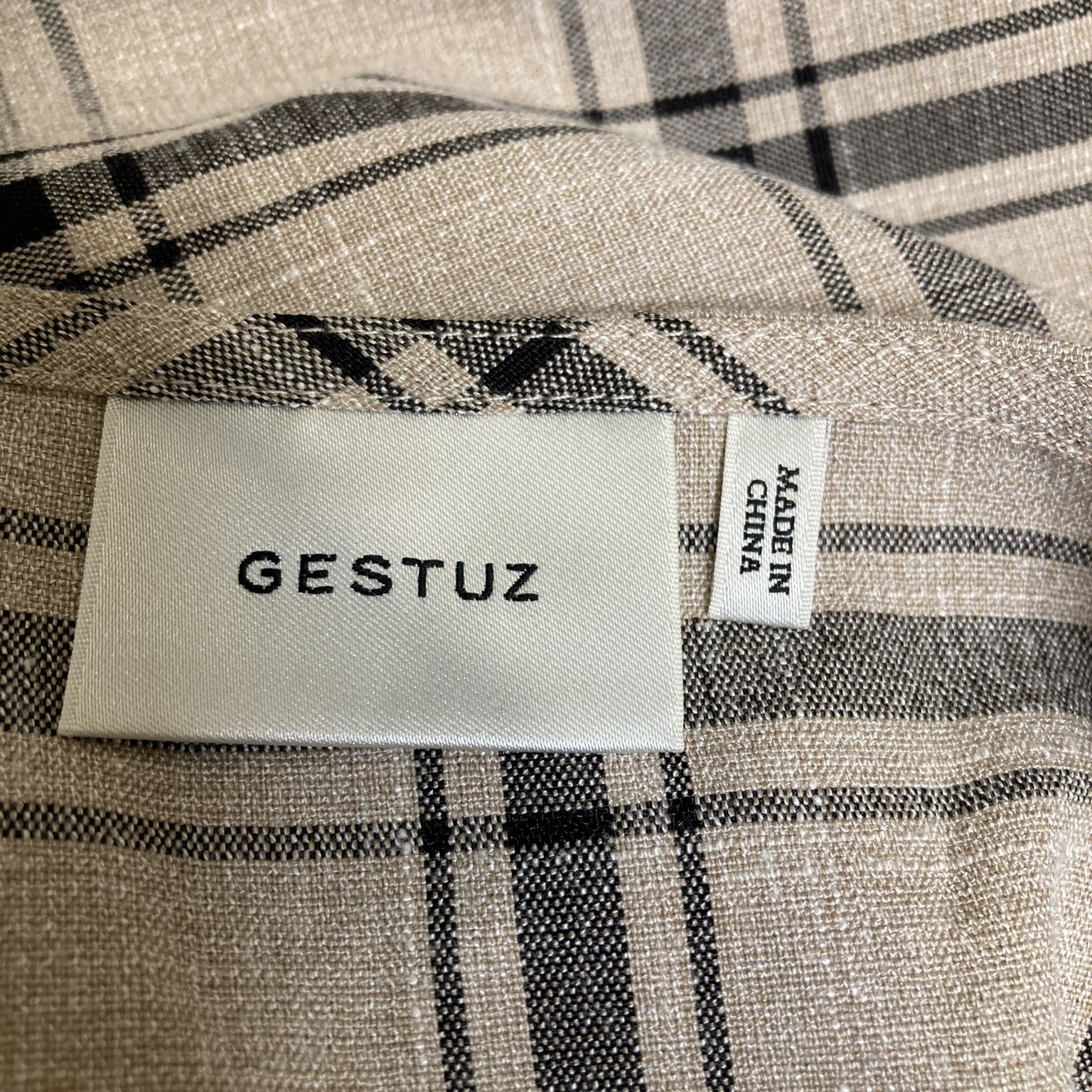 Gestuz