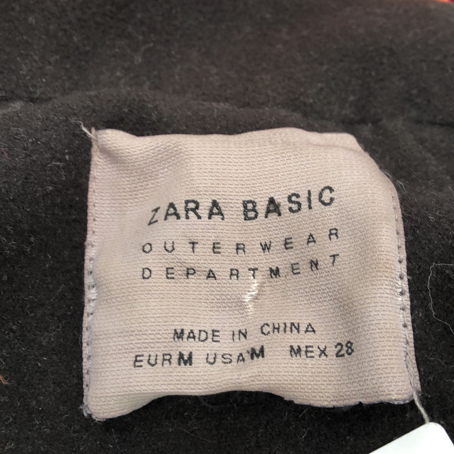 Zara Basic