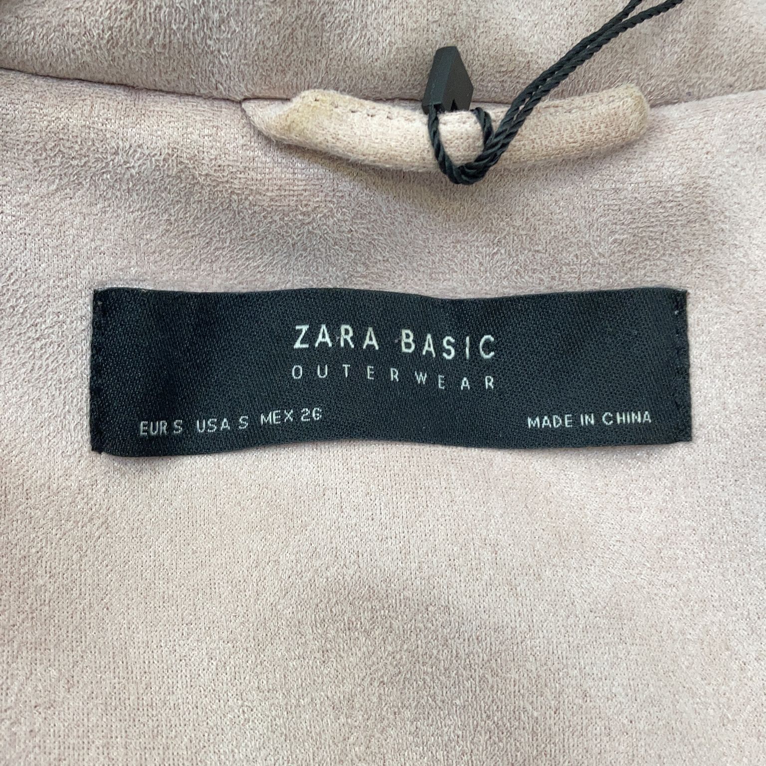 Zara Basic