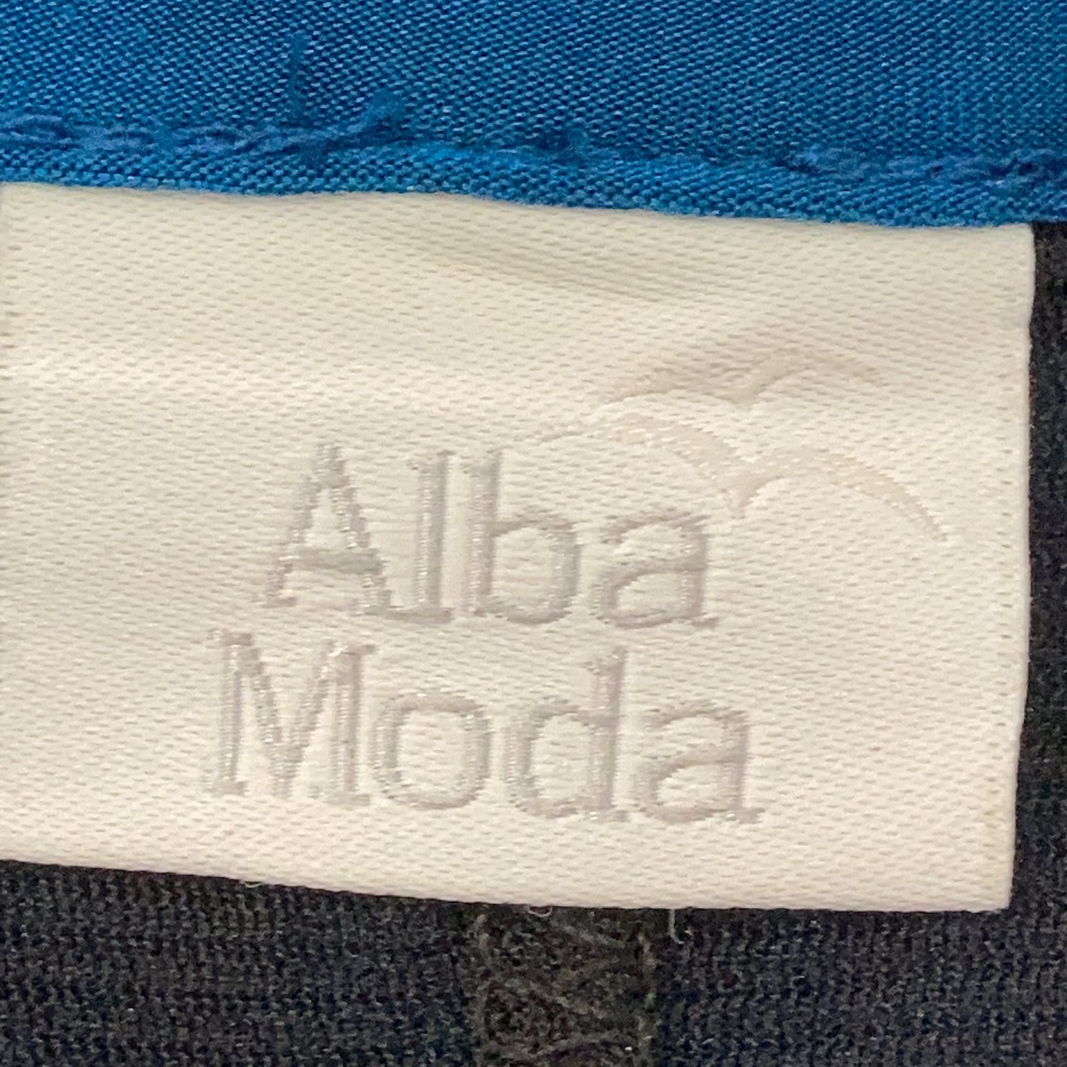 Alba Moda