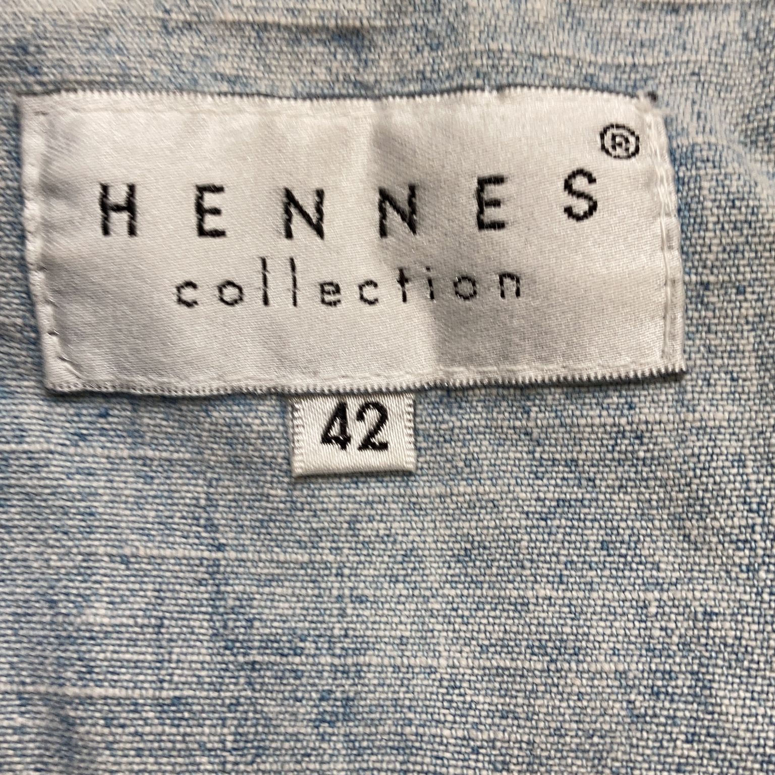 Hennes Collection