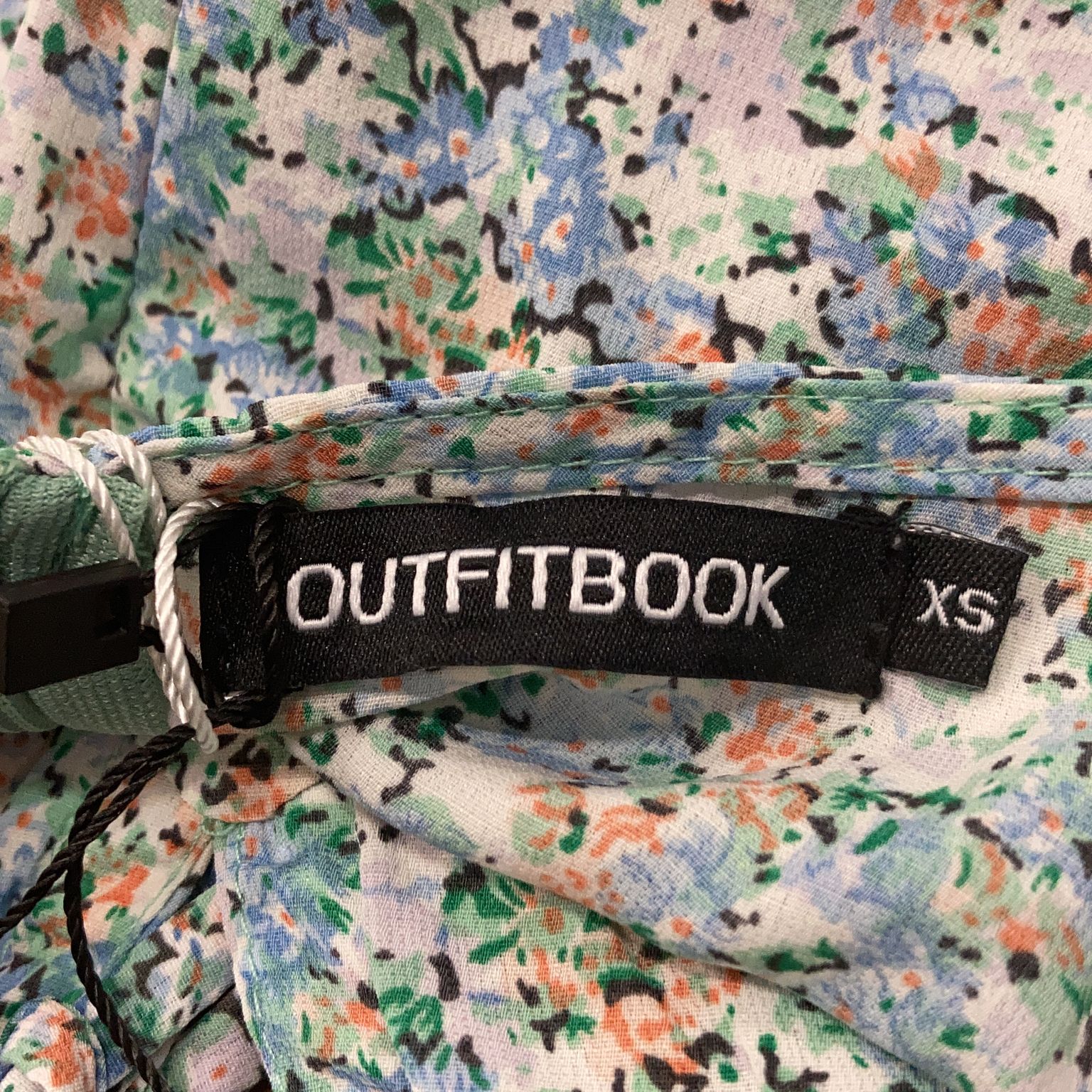 Outfitbook