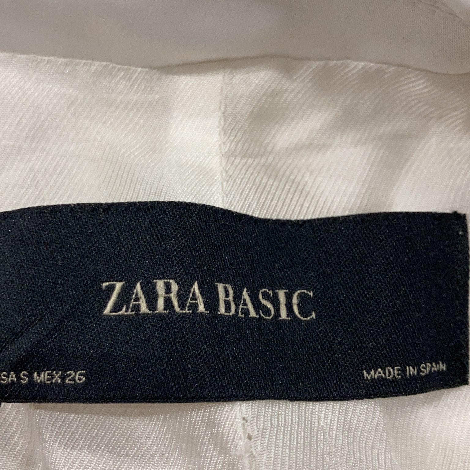 Zara Basic