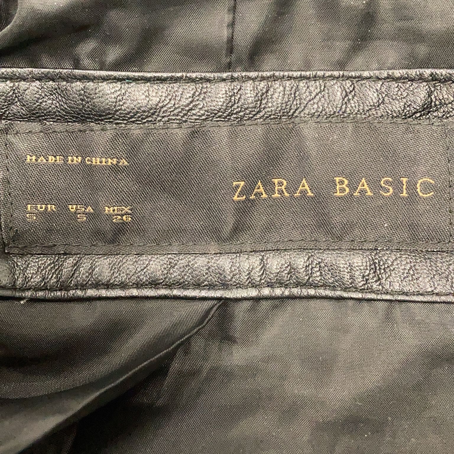 Zara Basic