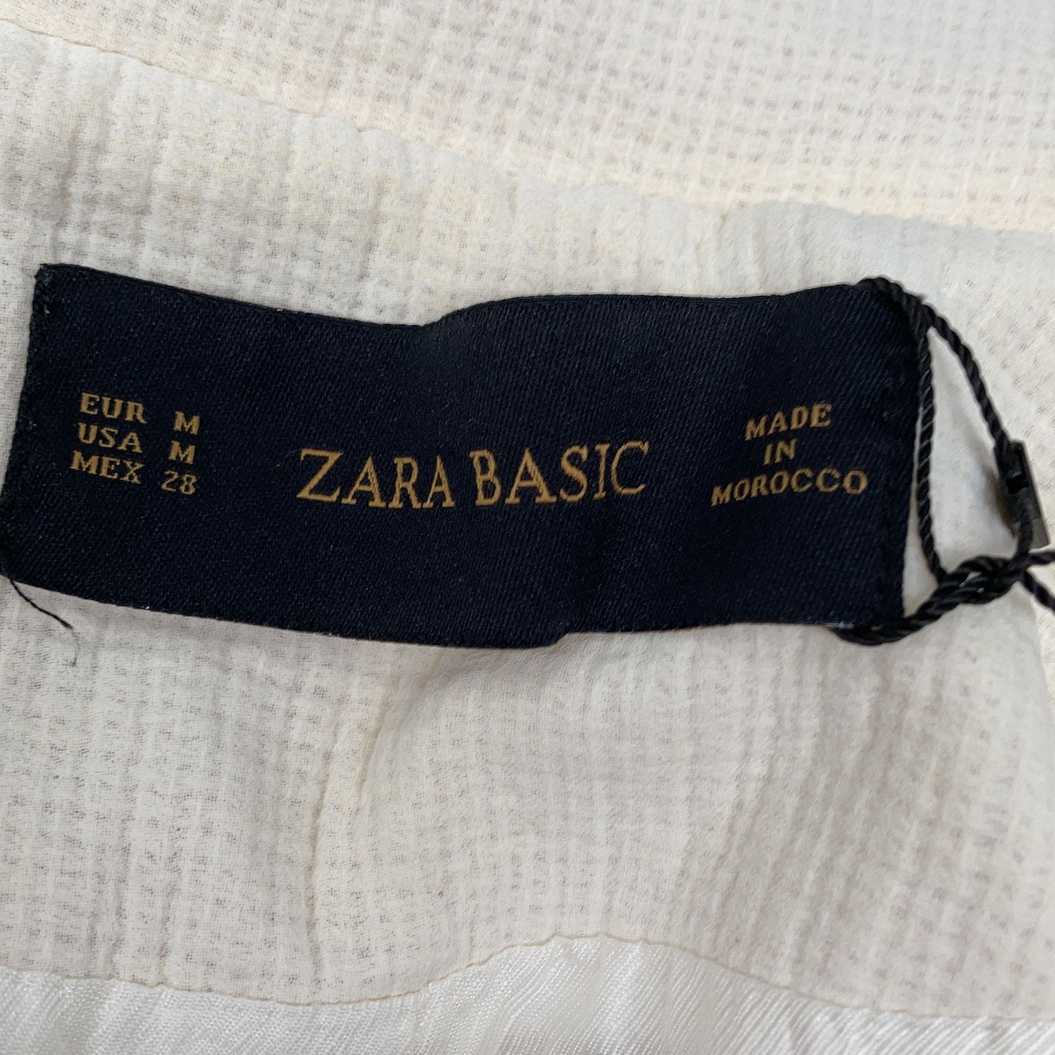 Zara Basic