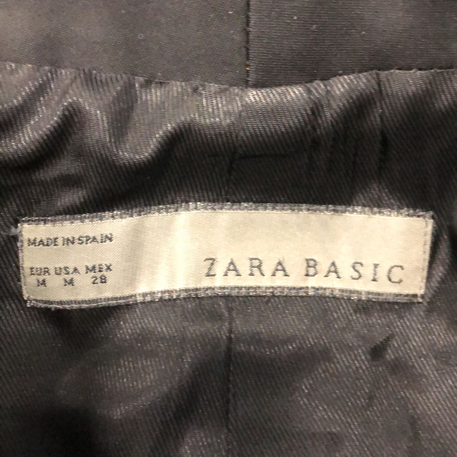 Zara Basic