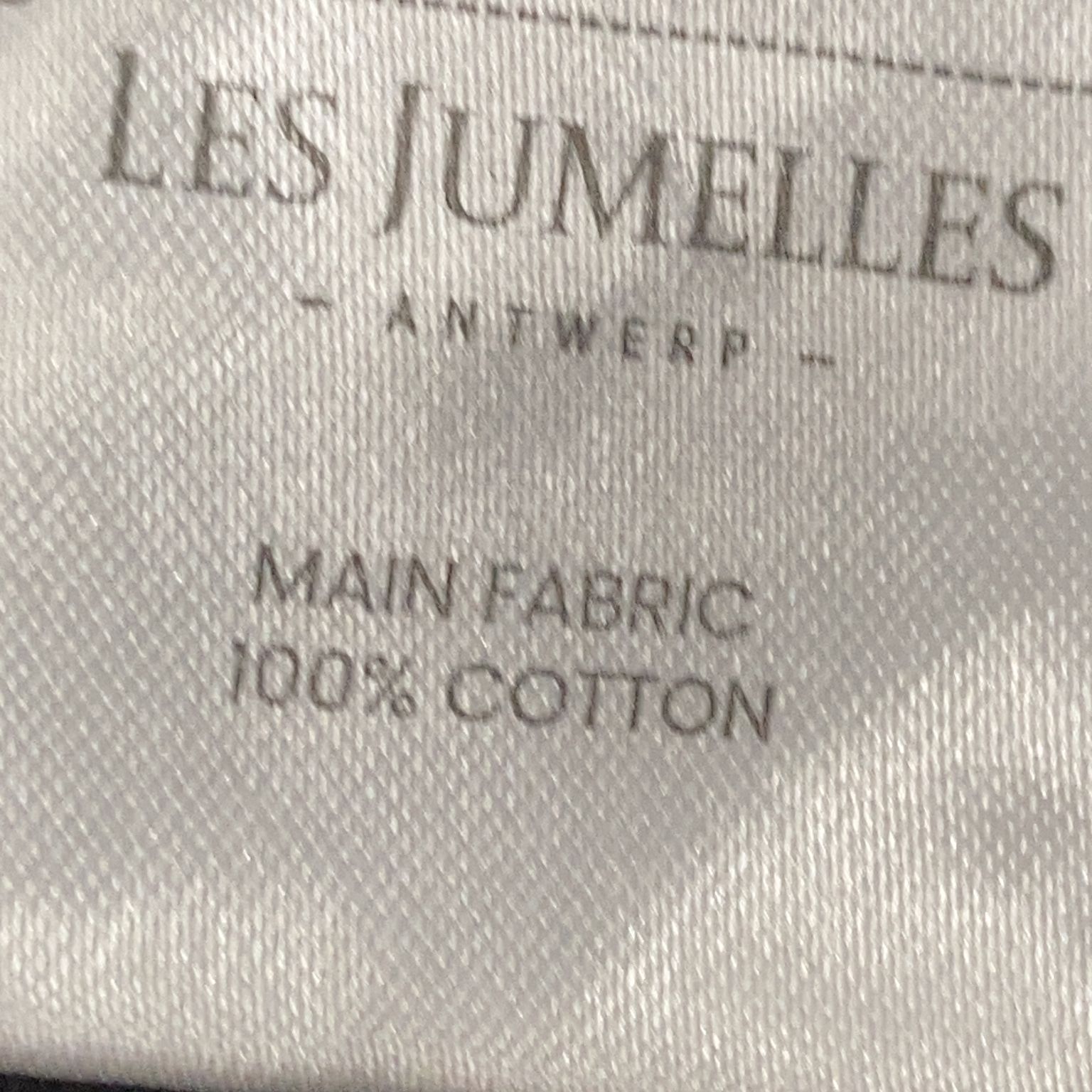 Les Jumelles