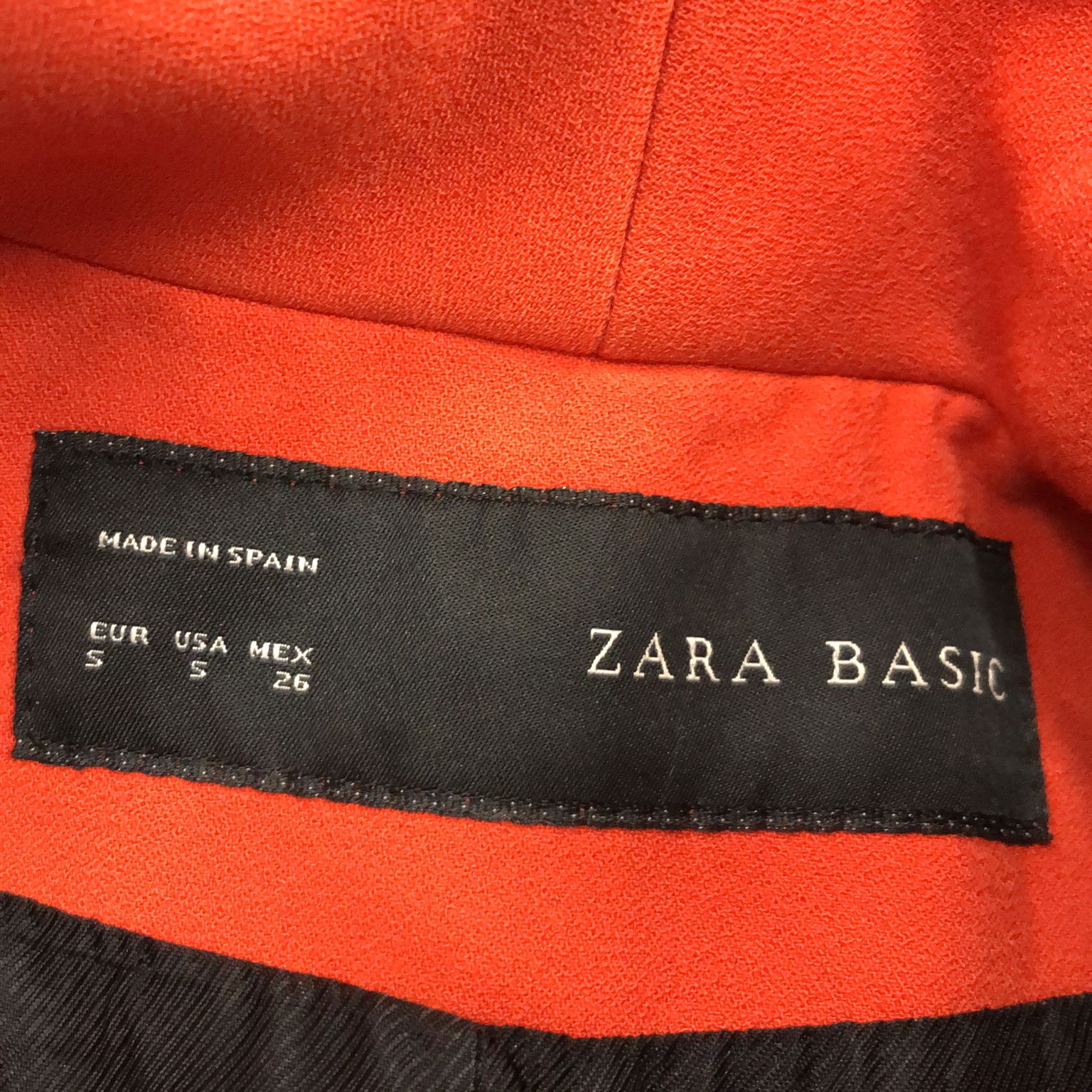 Zara Basic