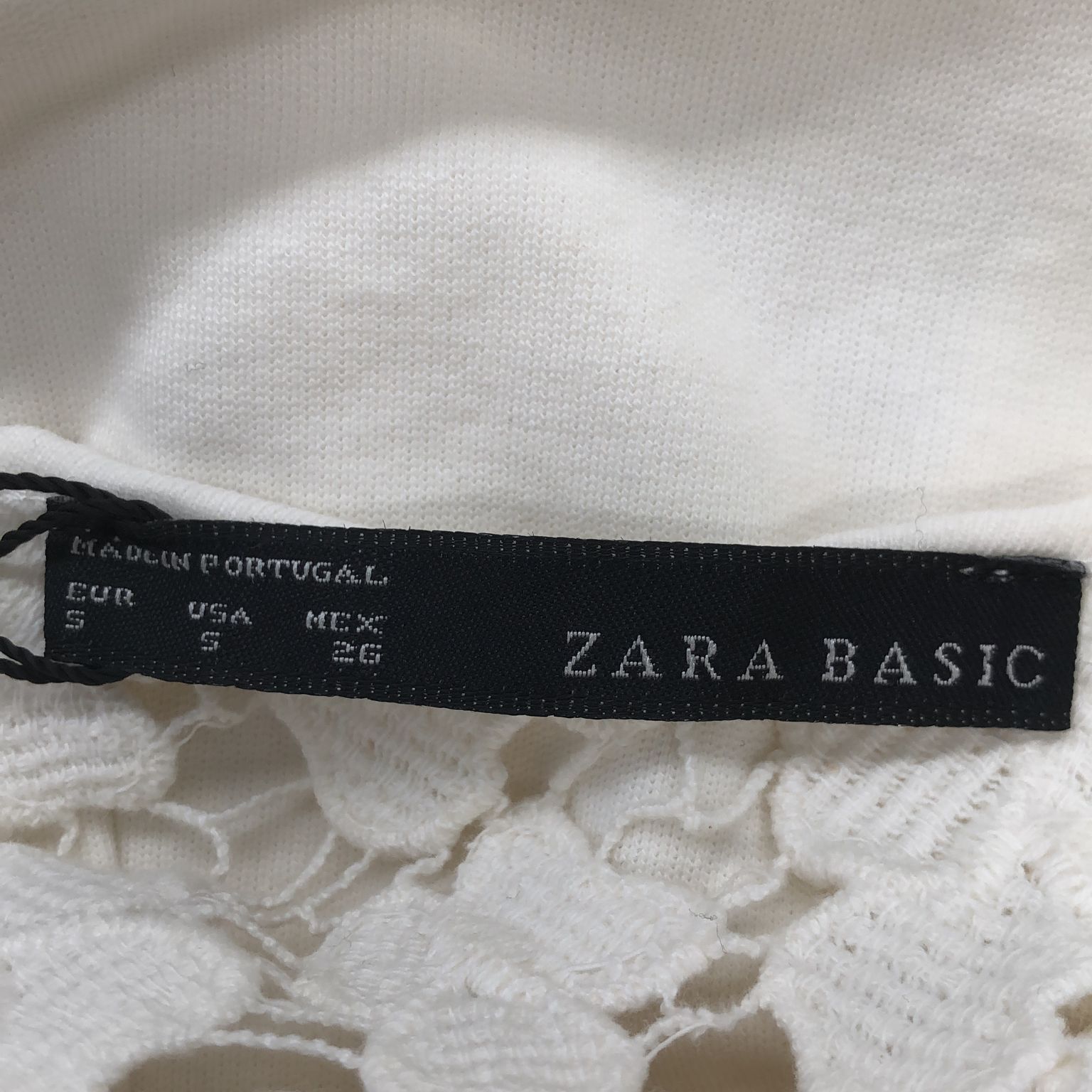 Zara Basic