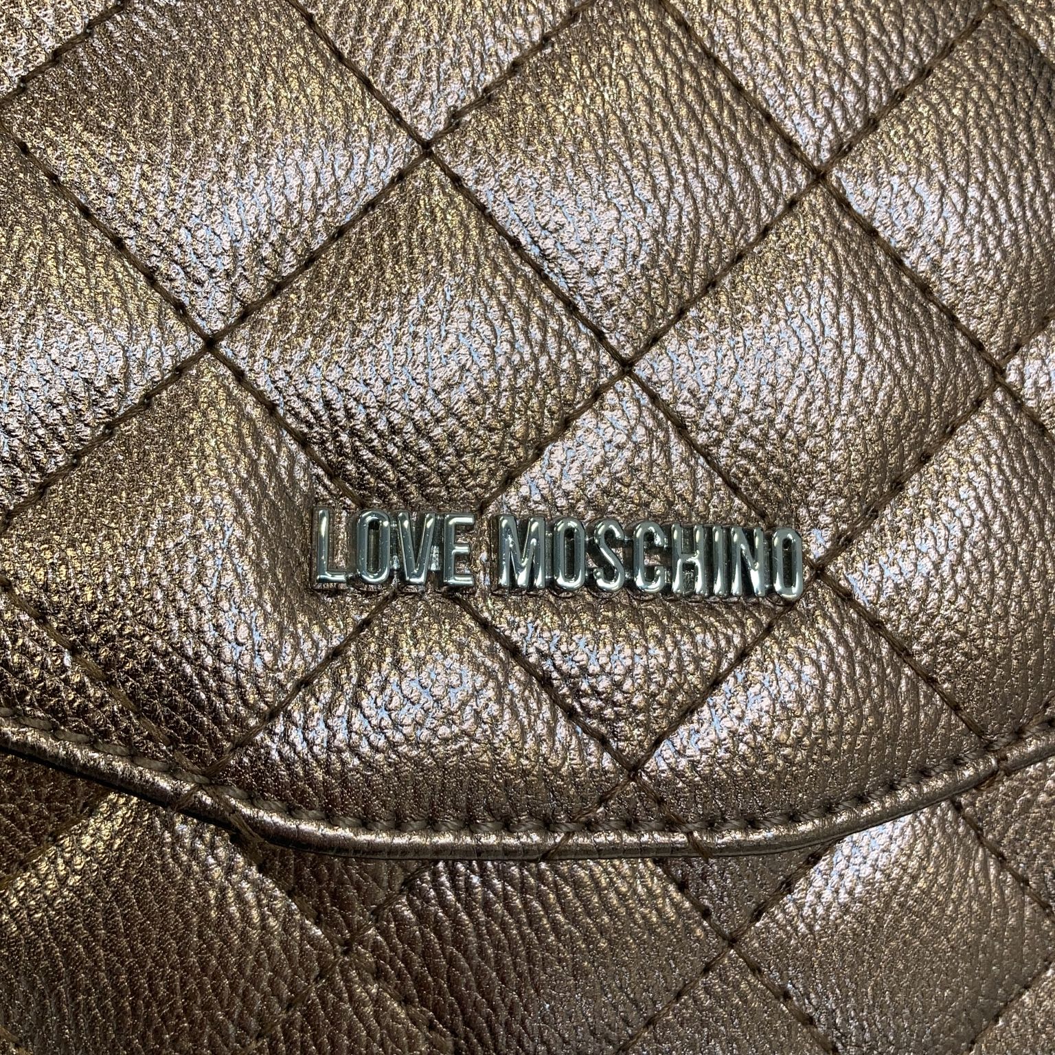 Love Moschino