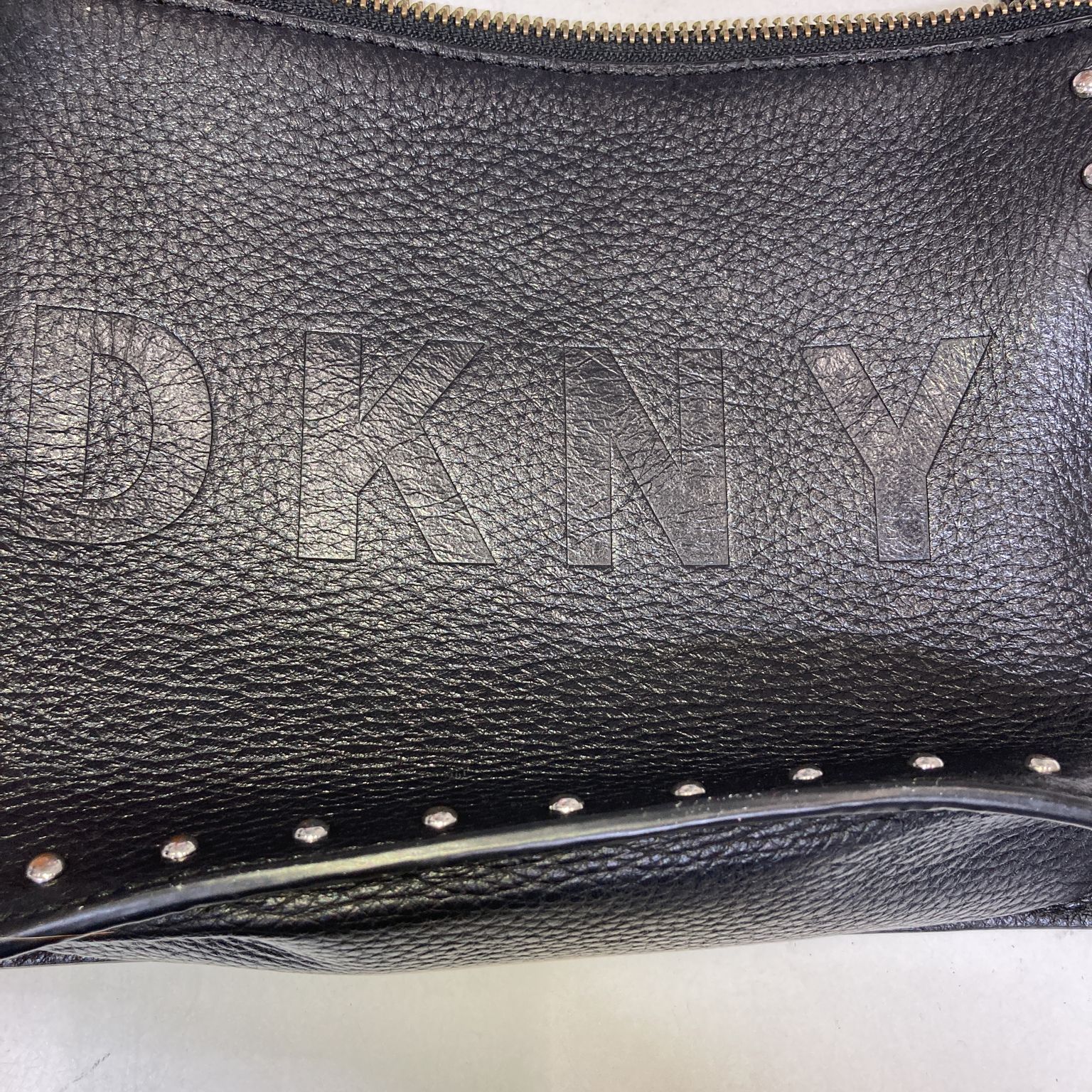 DKNY