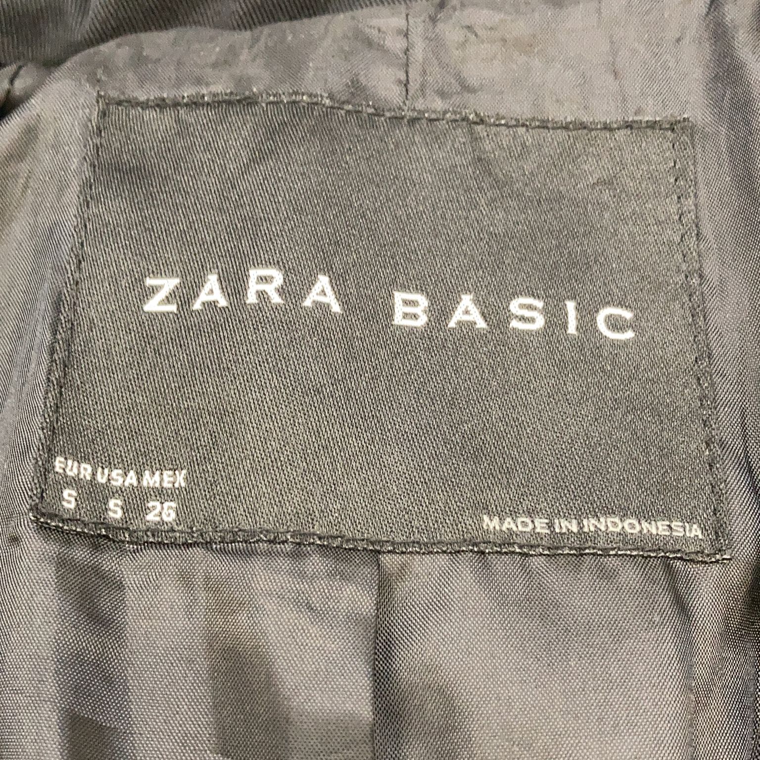 Zara Basic