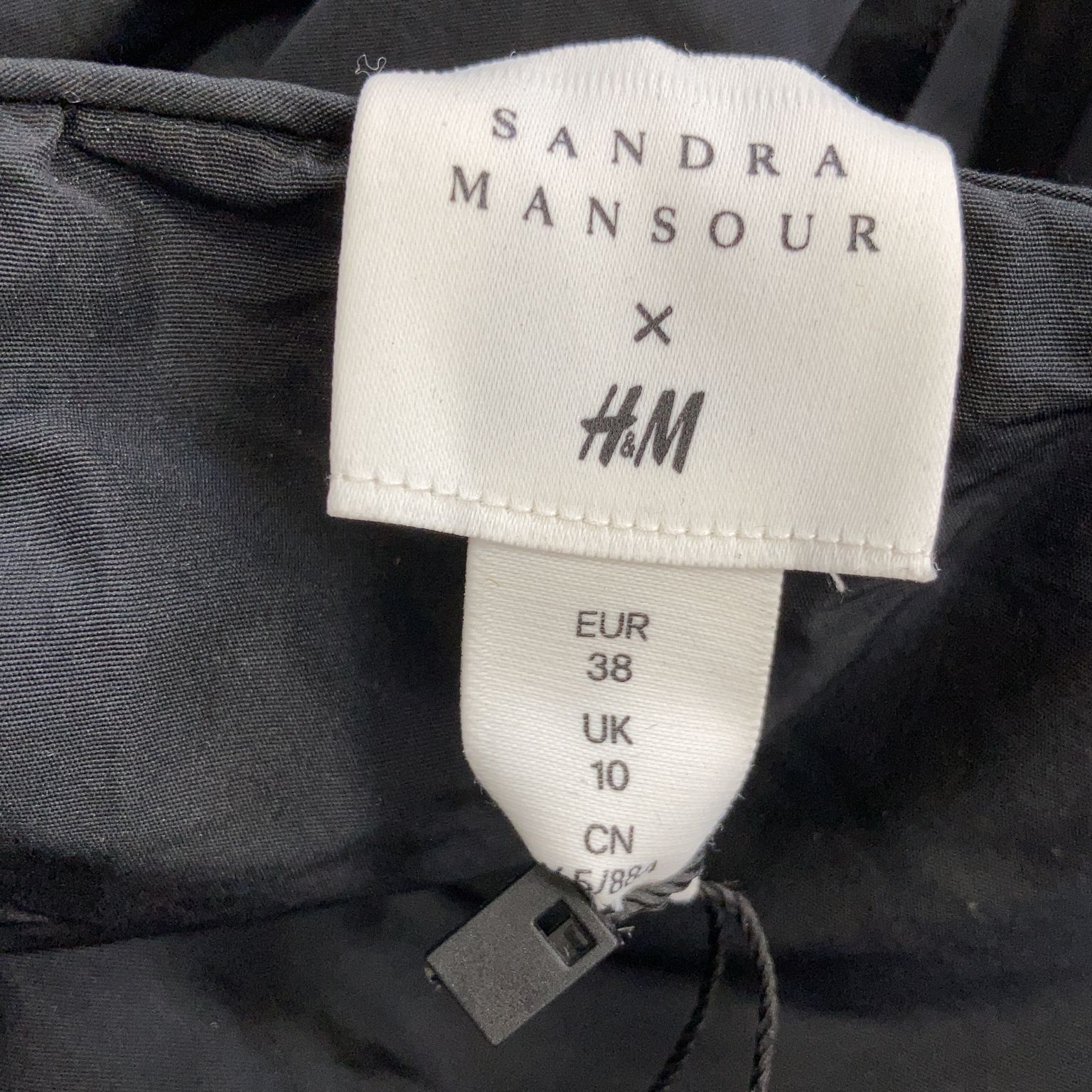 Sandra Mansour x HM