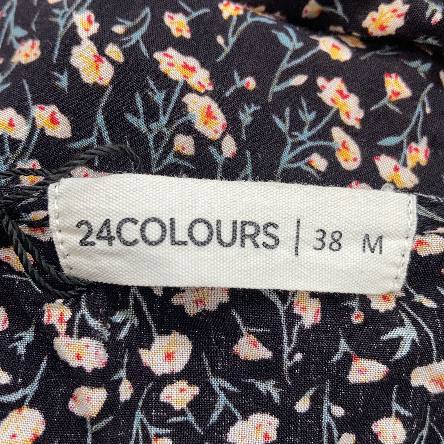 24 Colours