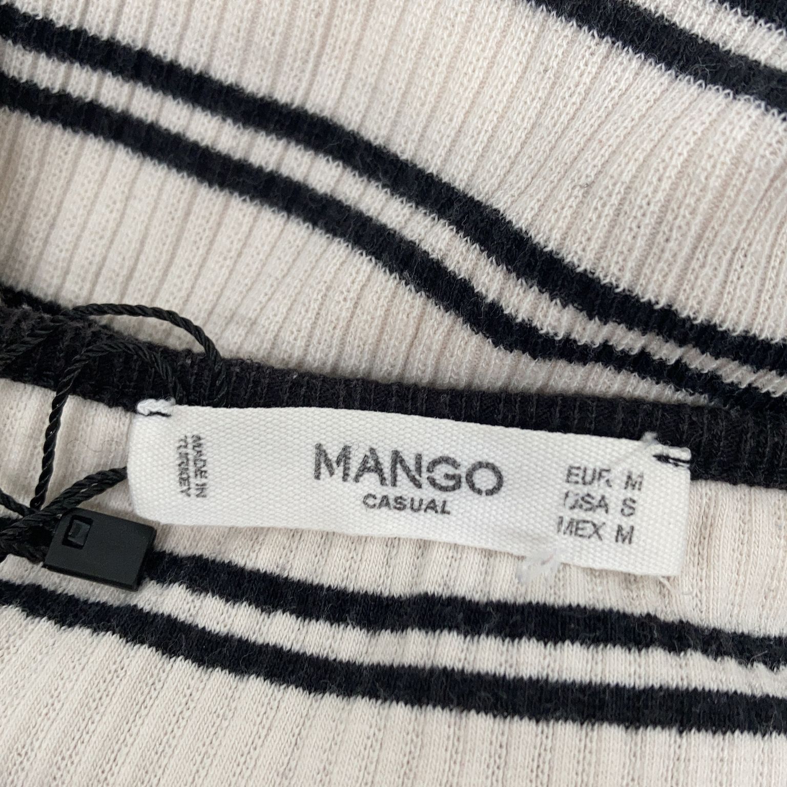 Mango Casual