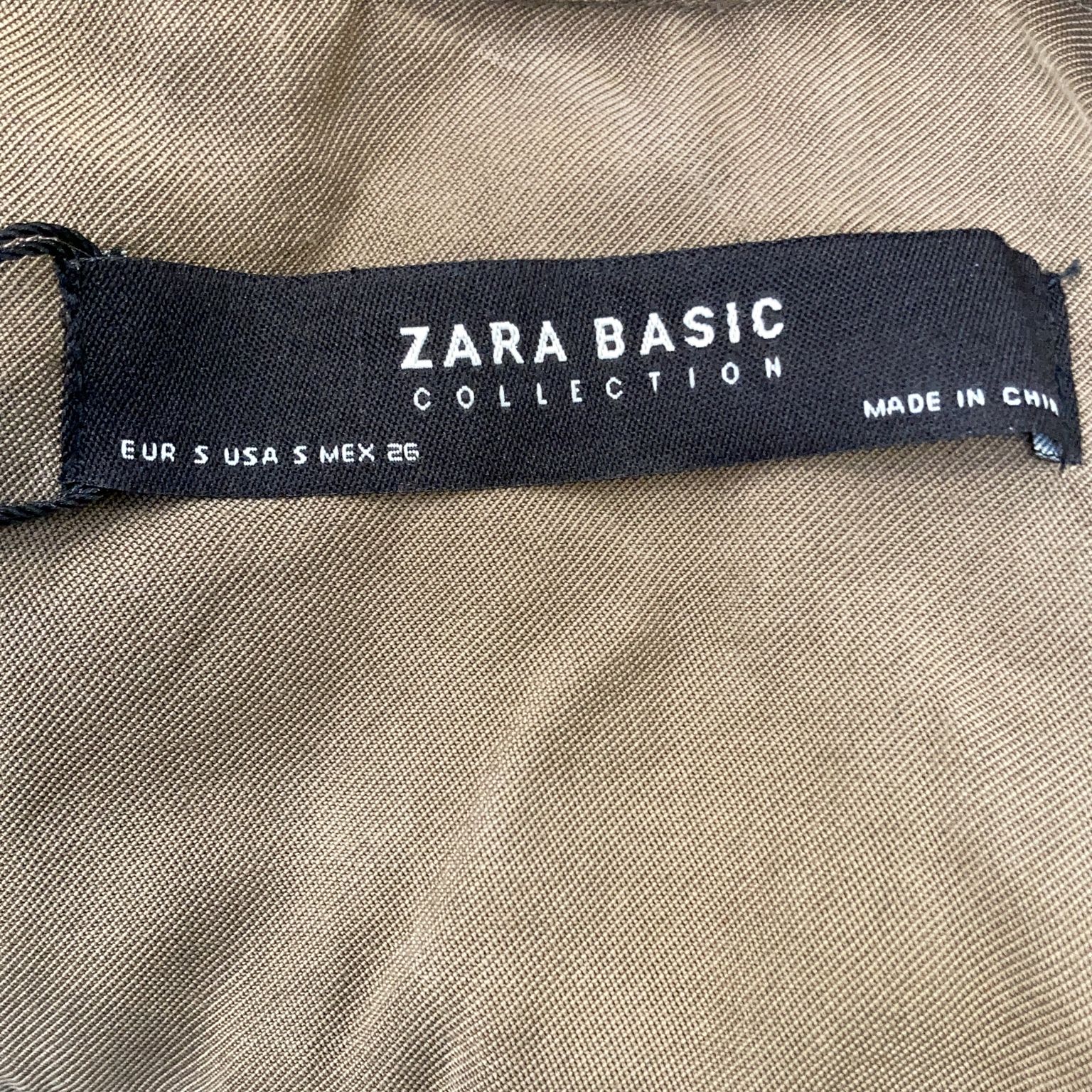 Zara Basic