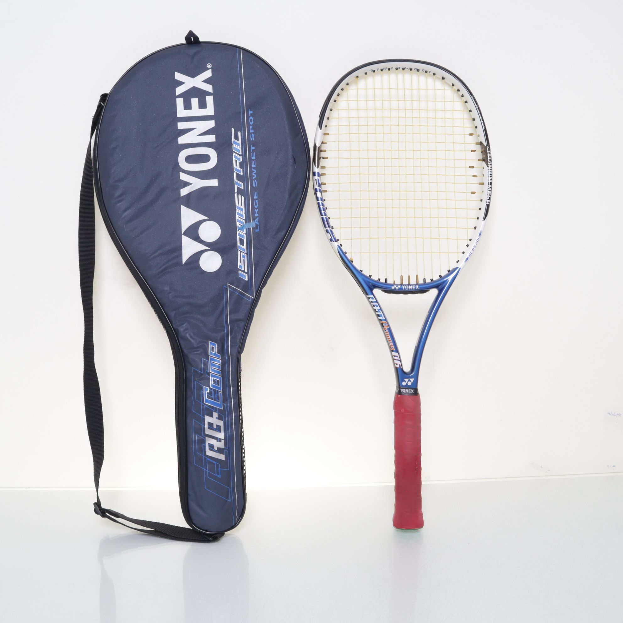 Yonex