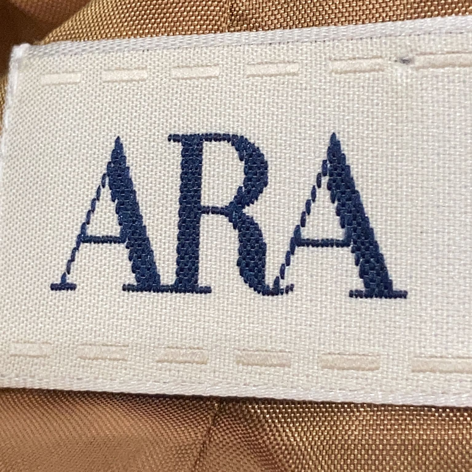 Ara