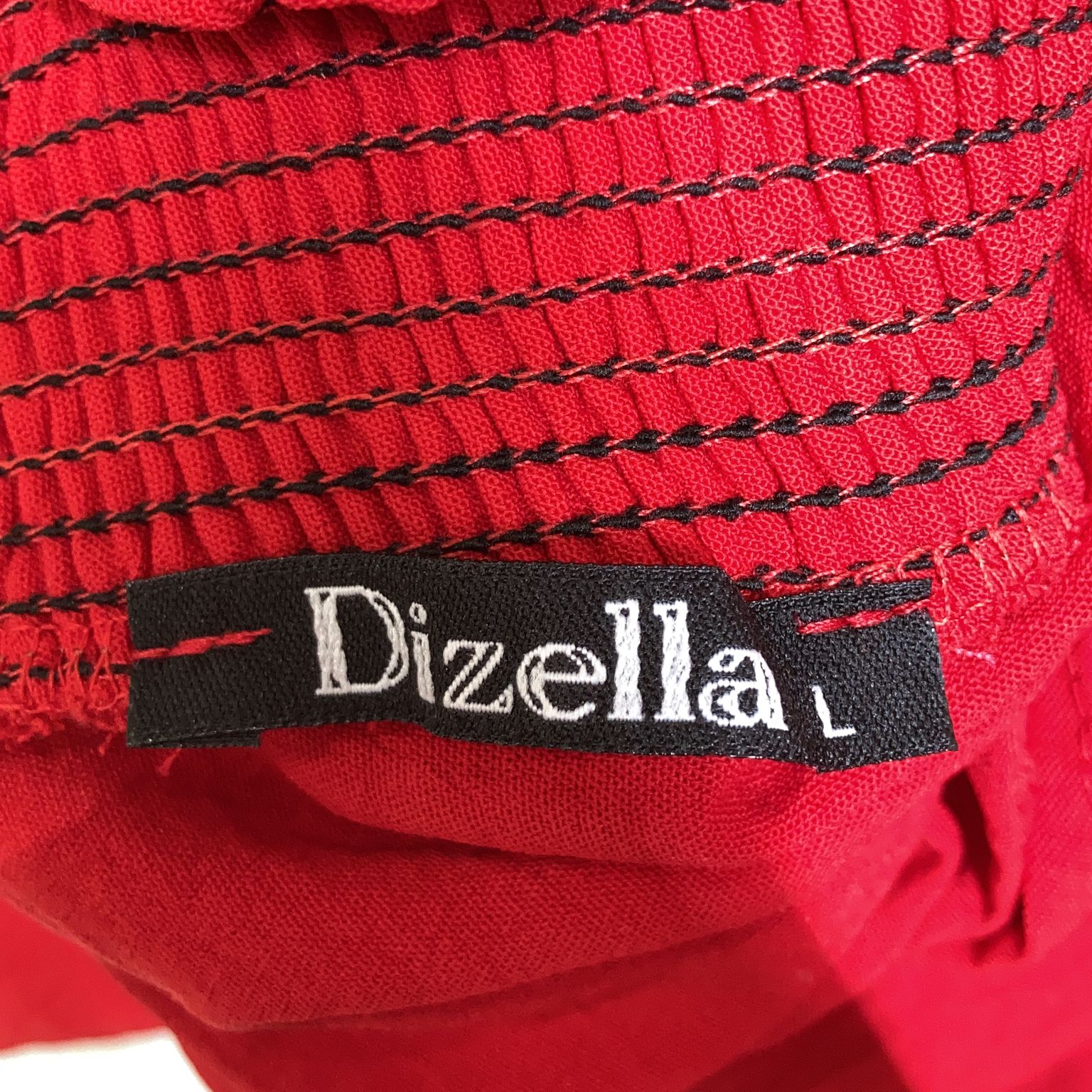 Dizella