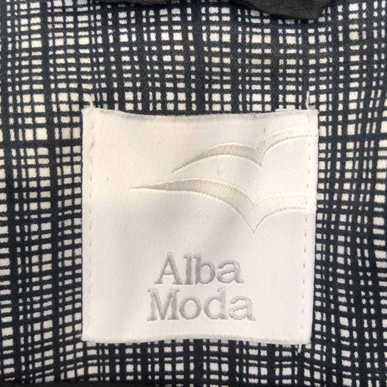 Alba Moda