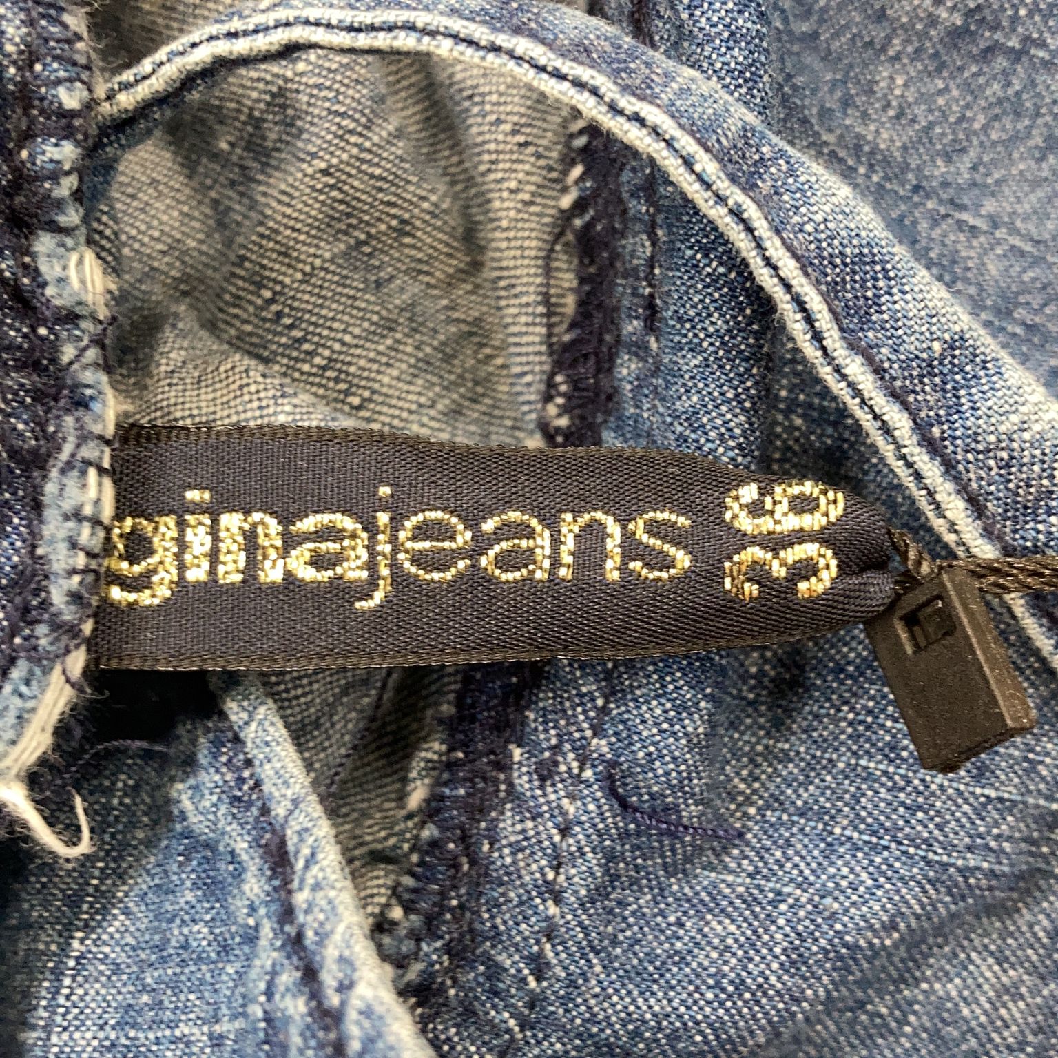 GINAJEANS