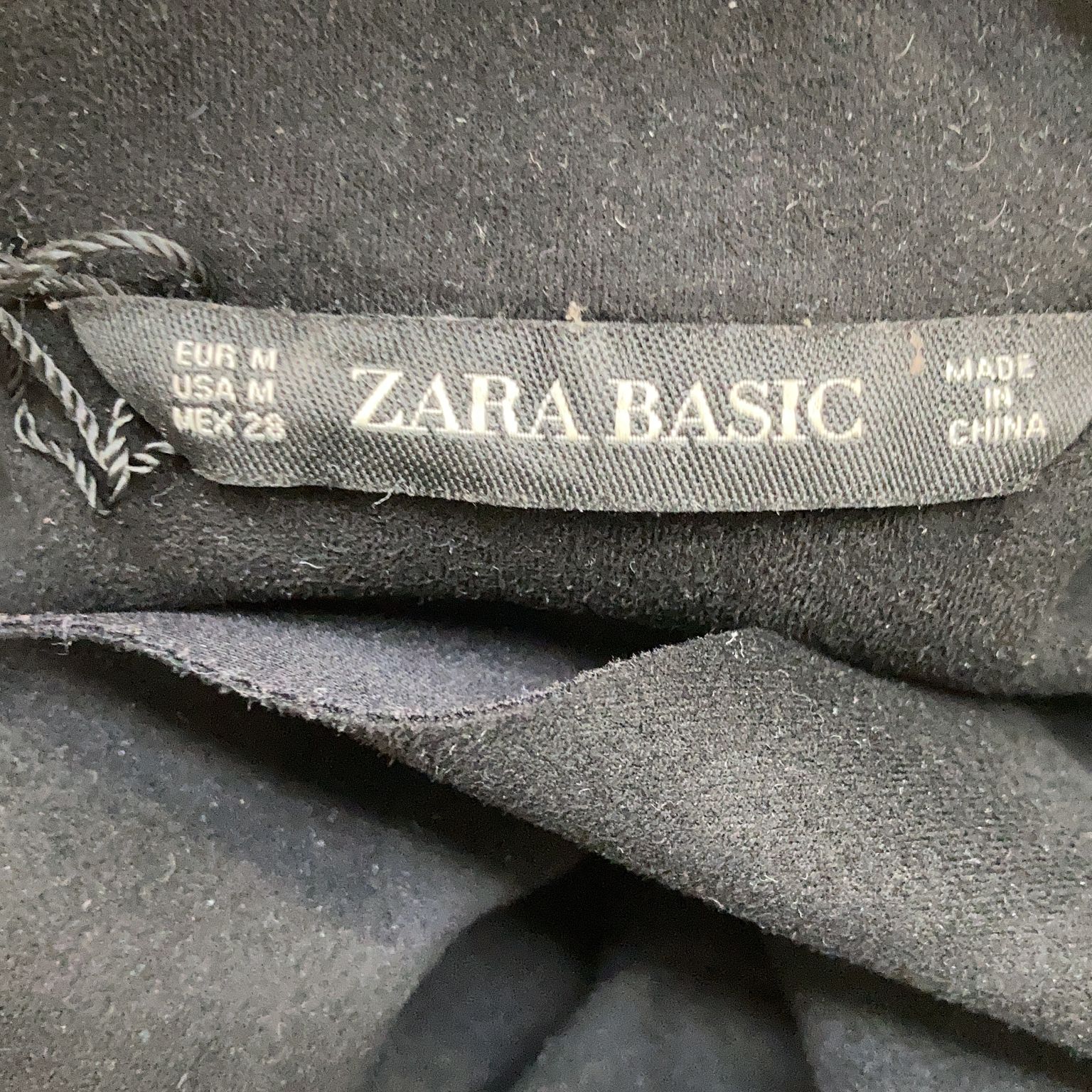 Zara Basic