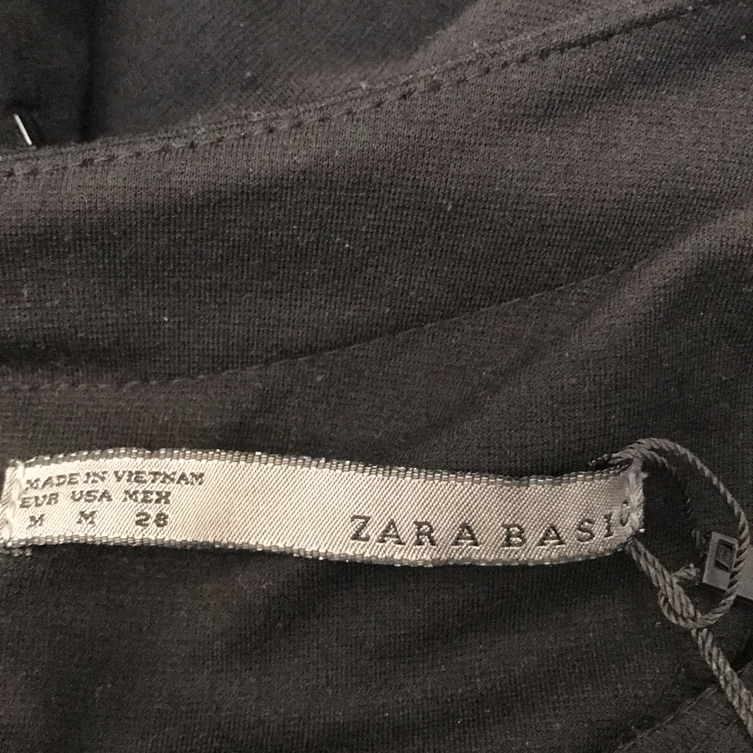 Zara Basic