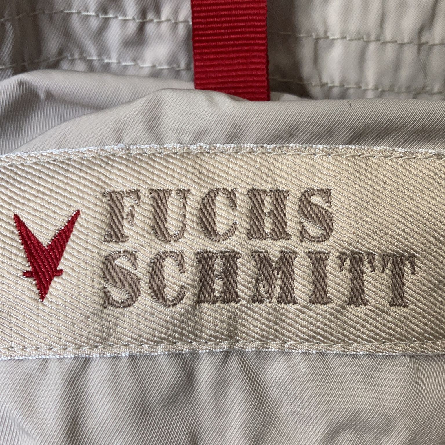 Fuchs Schmitt