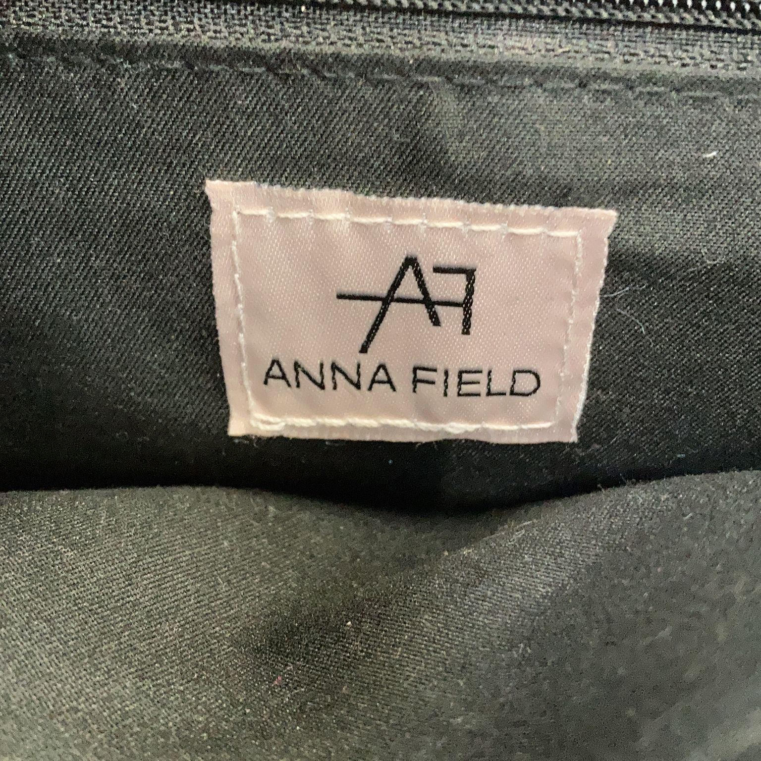 Anna Field