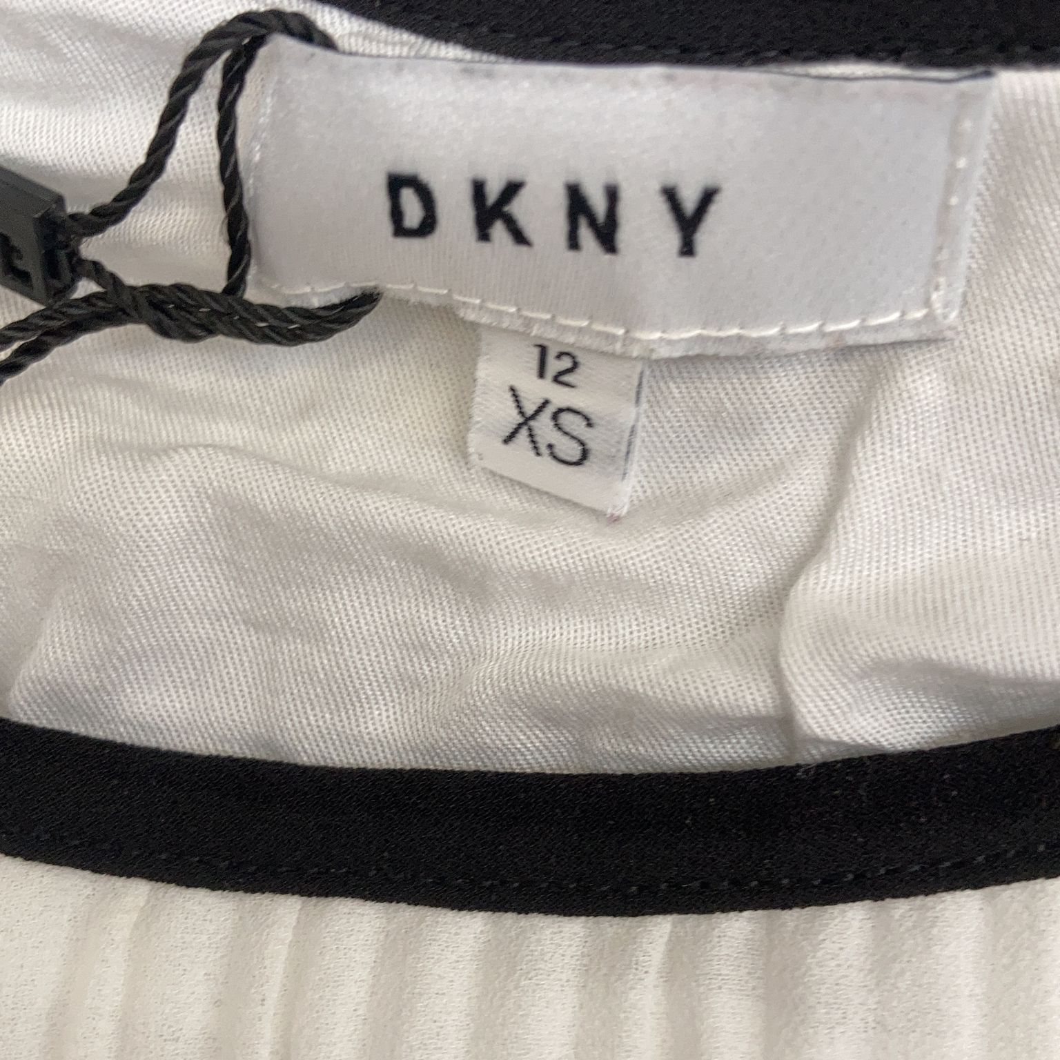 DKNY