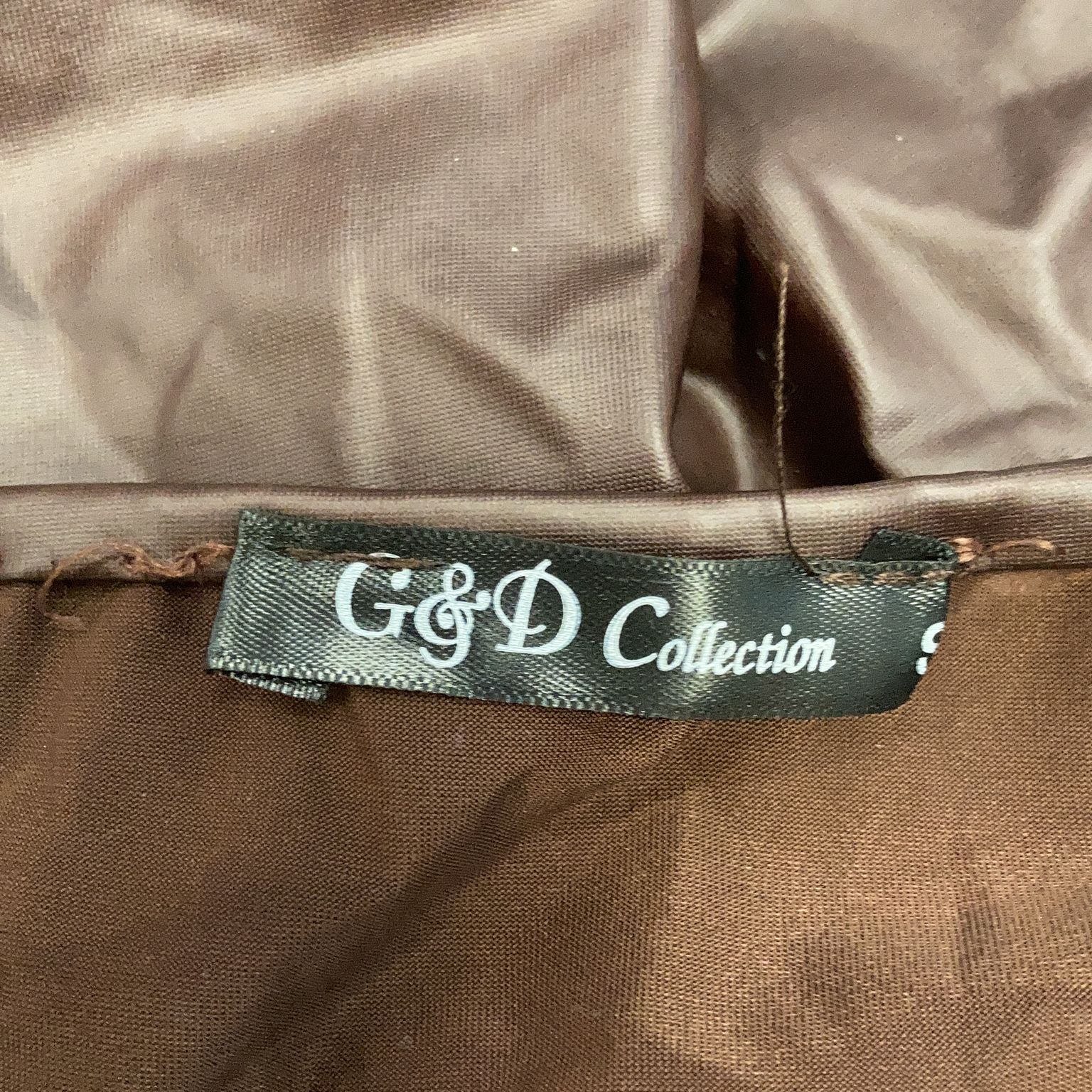 G  D